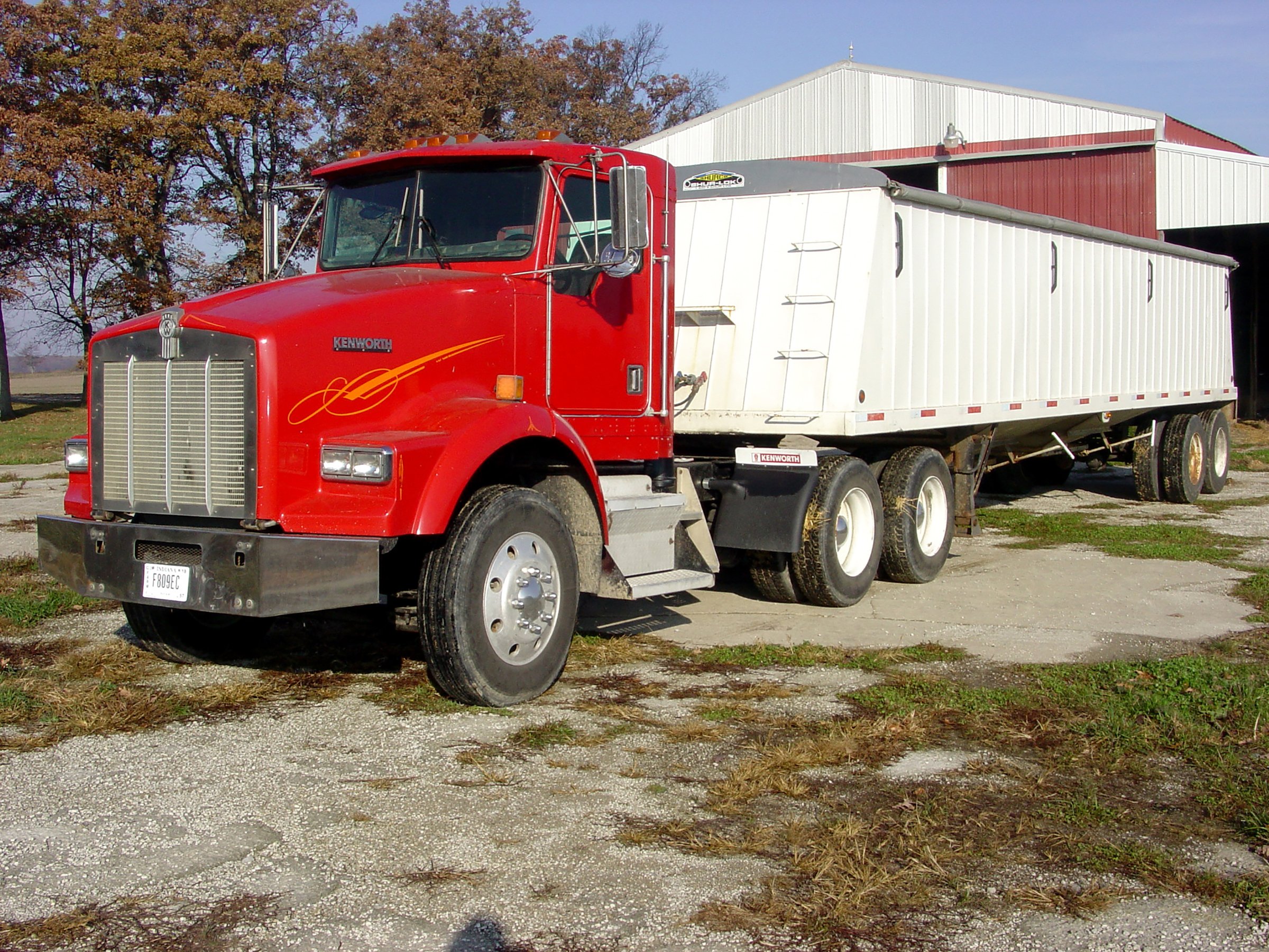 Property photo 5 - FARM EQUIPMENT AUCTION IN NOBLE CO., IN