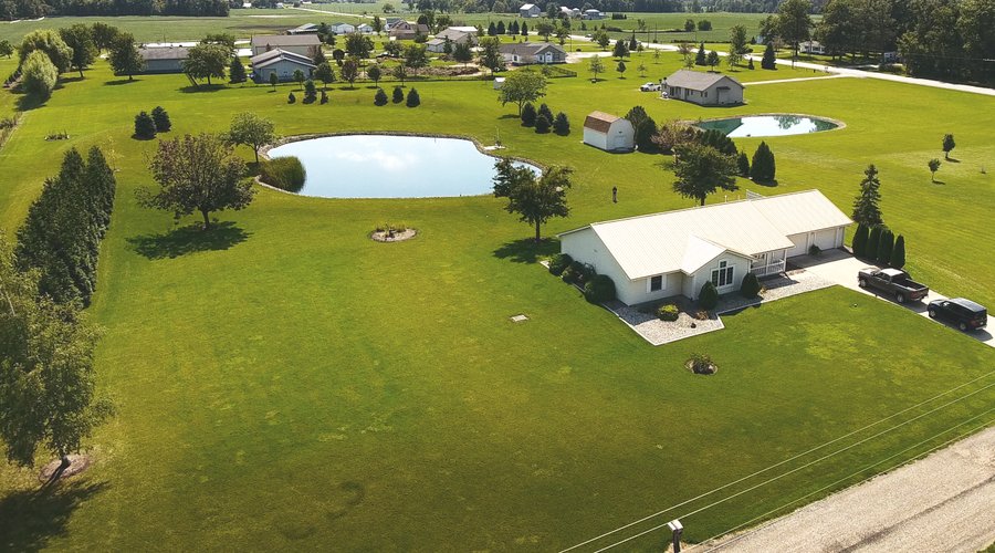 For sale: Immaculate Ranch Home - Columbia City, IN