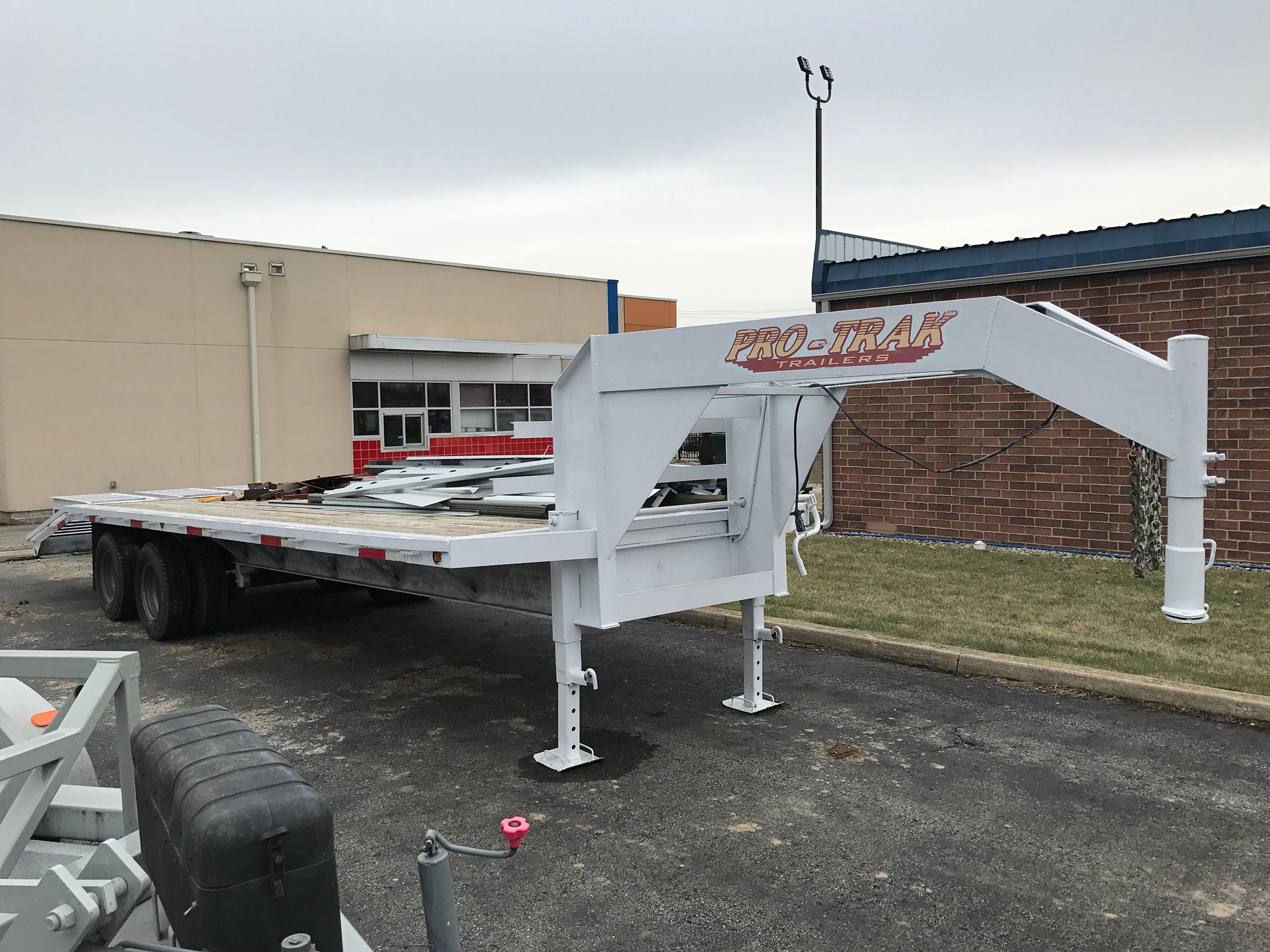 Property photo 15 - CONTRACTORS EQUIPMENT & COMMERICAL REAL ESTATE AUCTION IN NOBLE CO., INDIANA