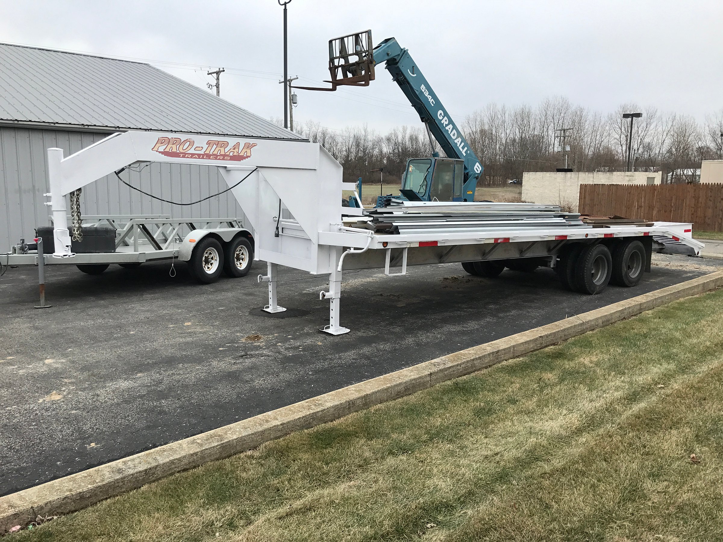 Property photo 16 - CONTRACTORS EQUIPMENT & COMMERICAL REAL ESTATE AUCTION IN NOBLE CO., INDIANA