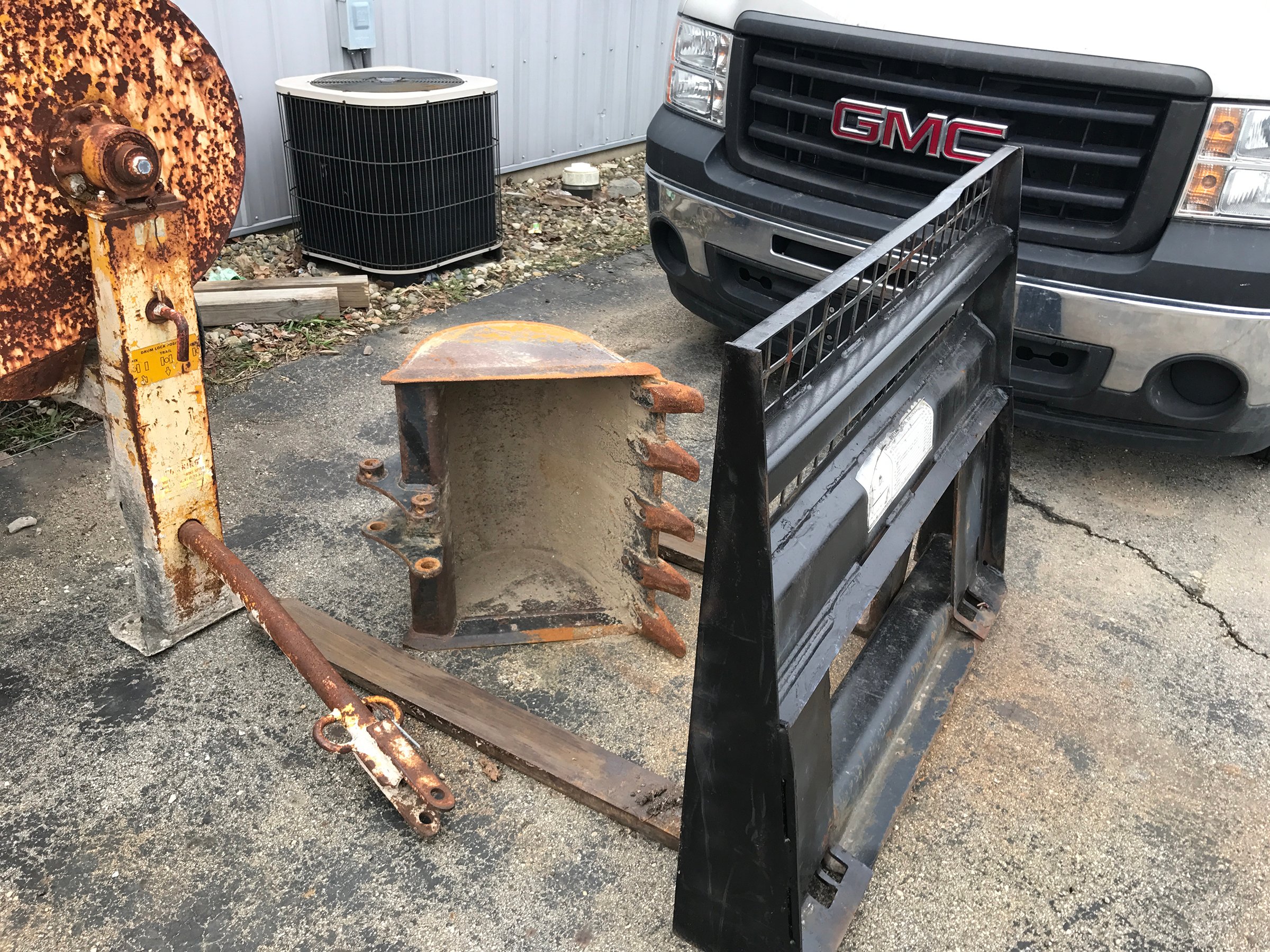 Property photo 44 - CONTRACTORS EQUIPMENT & COMMERICAL REAL ESTATE AUCTION IN NOBLE CO., INDIANA