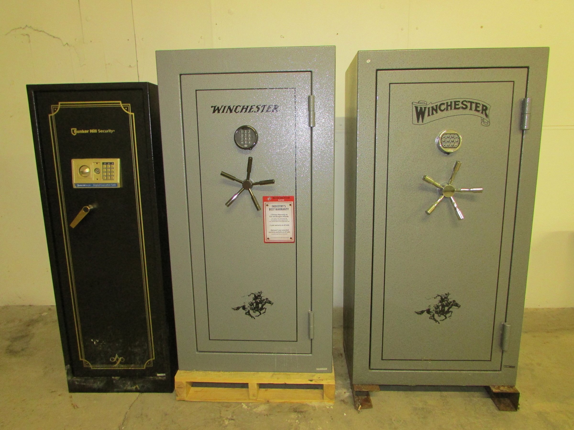 Property photo 14 - LARGE FIREARMS AUCTION IN WHITLEY COUNTY, INDIANA