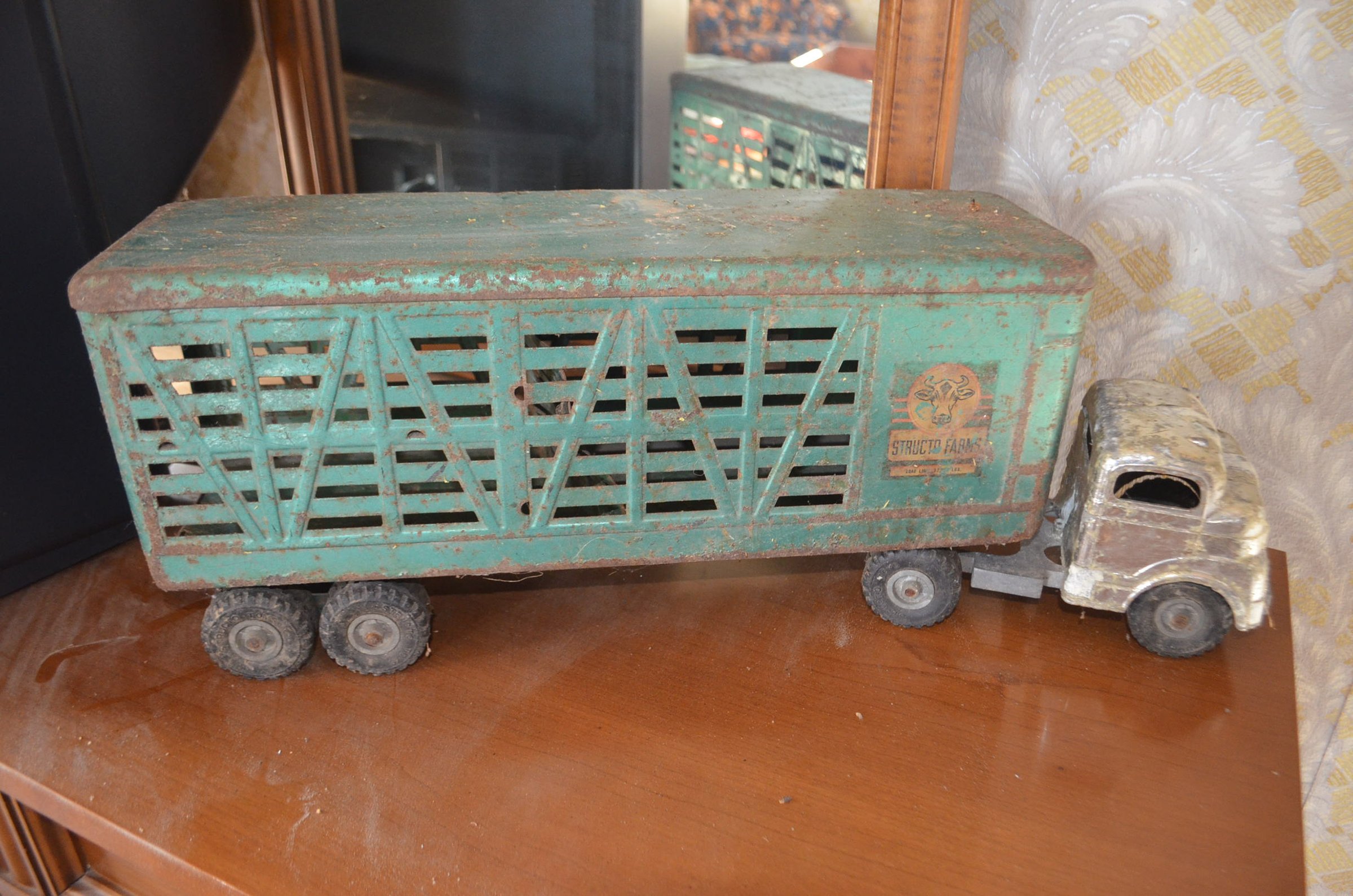 Property photo 85 - 2 DAY PERSONAL PROPERTY & REAL ESTATE AUCTION - HOME, LAND & PERSONAL PROPERTY IN ALLEN COUNTY, INDIANA