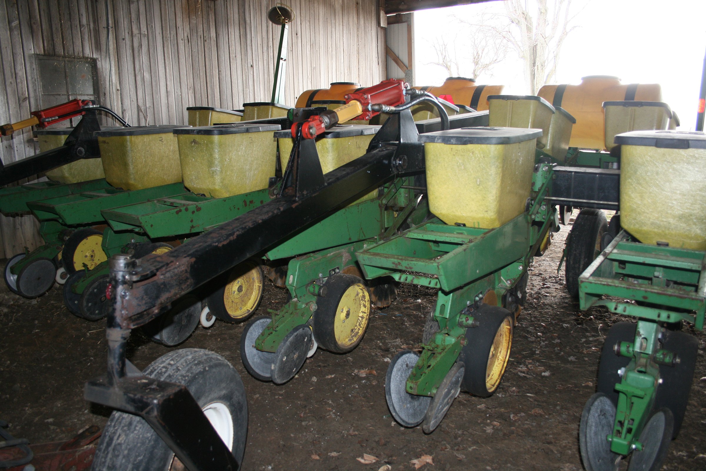 Property photo 12 - FARMERS GRAIN & AG LLC EXTRA FARM EQUIPMENT AUCTION IN VAN WERT COUNTY