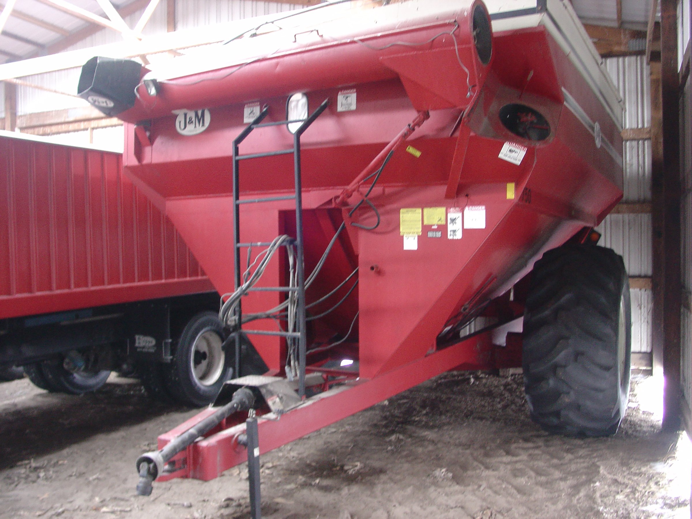 Property photo 22 - FARM EQUIPMENT AUCTION IN STARKE COUNTY, INDIANA
