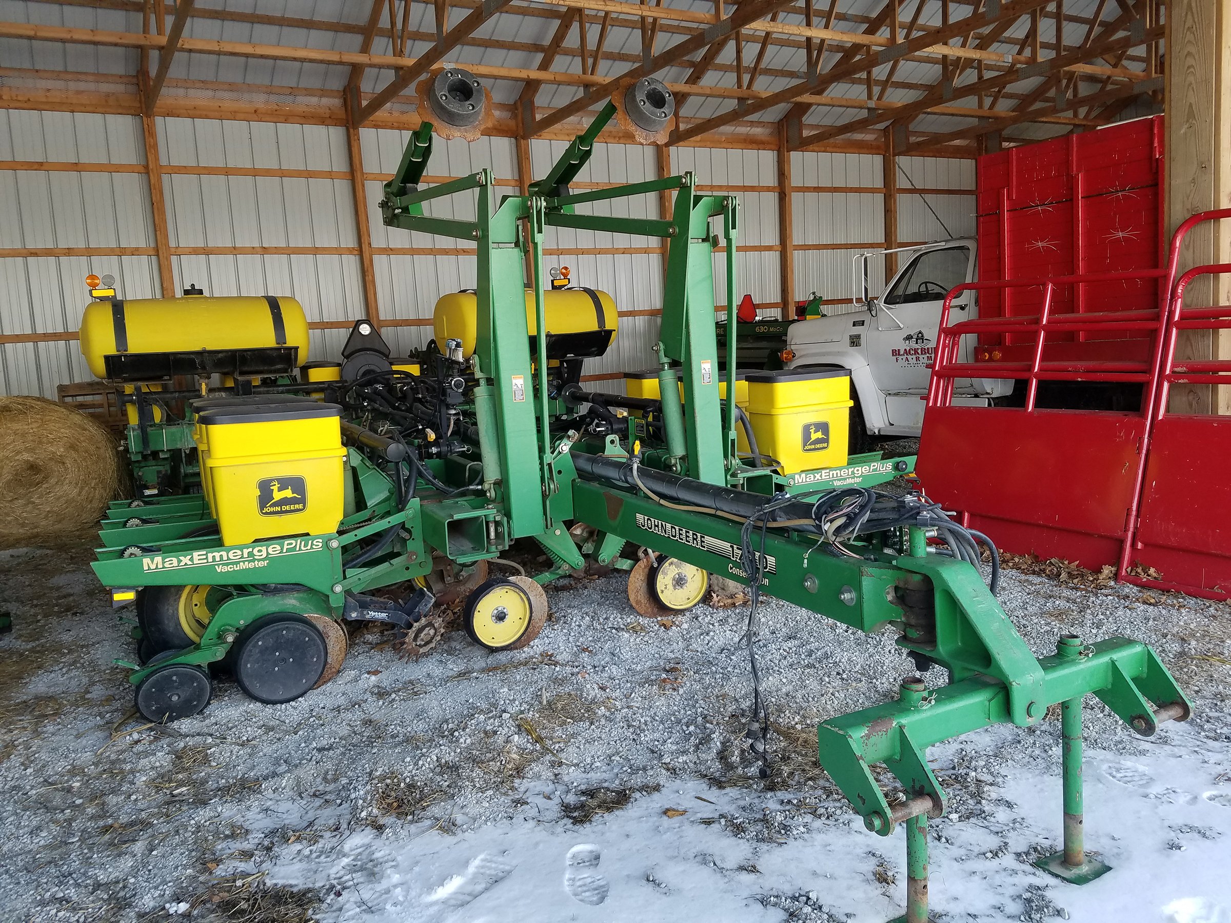 Property photo 245 - FARM EQUIPMENT AUCTION IN BRANCH COUNTY, MICHIGAN