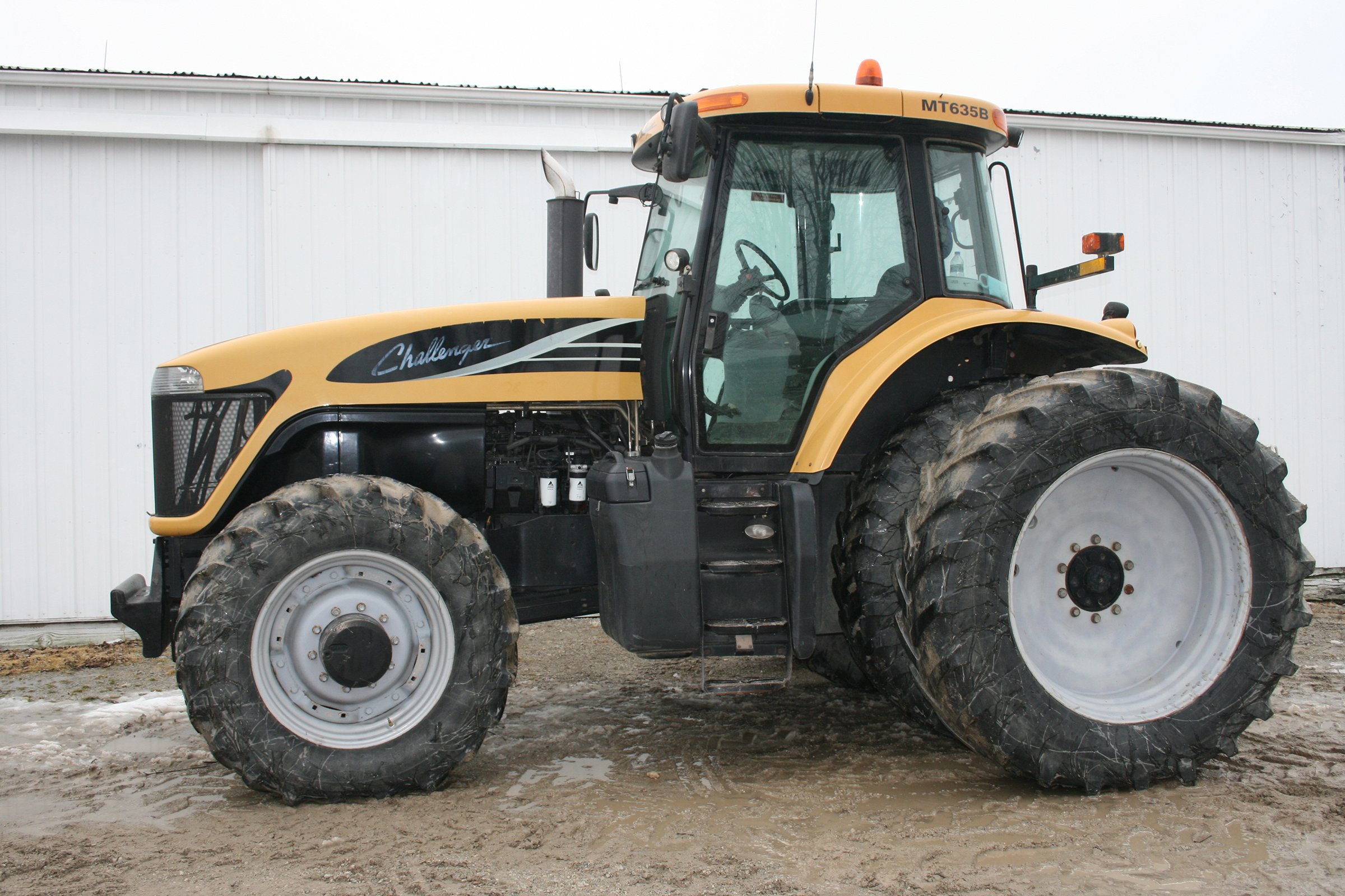 Property photo 25 - FARM EQUIPMENT AUCTION IN WELLS COUNTY, INDIANA