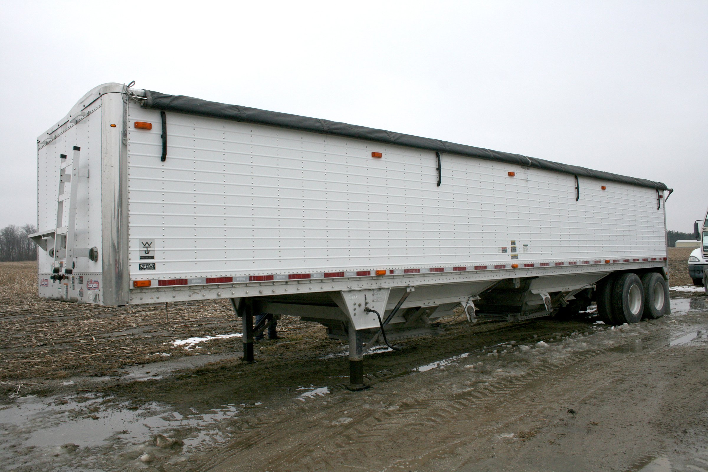Property photo 32 - FARM EQUIPMENT AUCTION IN WELLS COUNTY, INDIANA