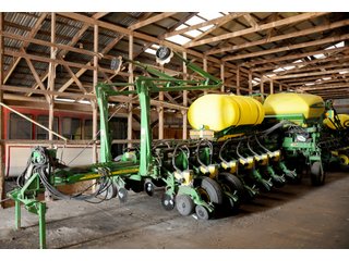 Property photo 19 - FARM EQUIPMENT AUCTION IN JASPER COUNTY, INDIANA