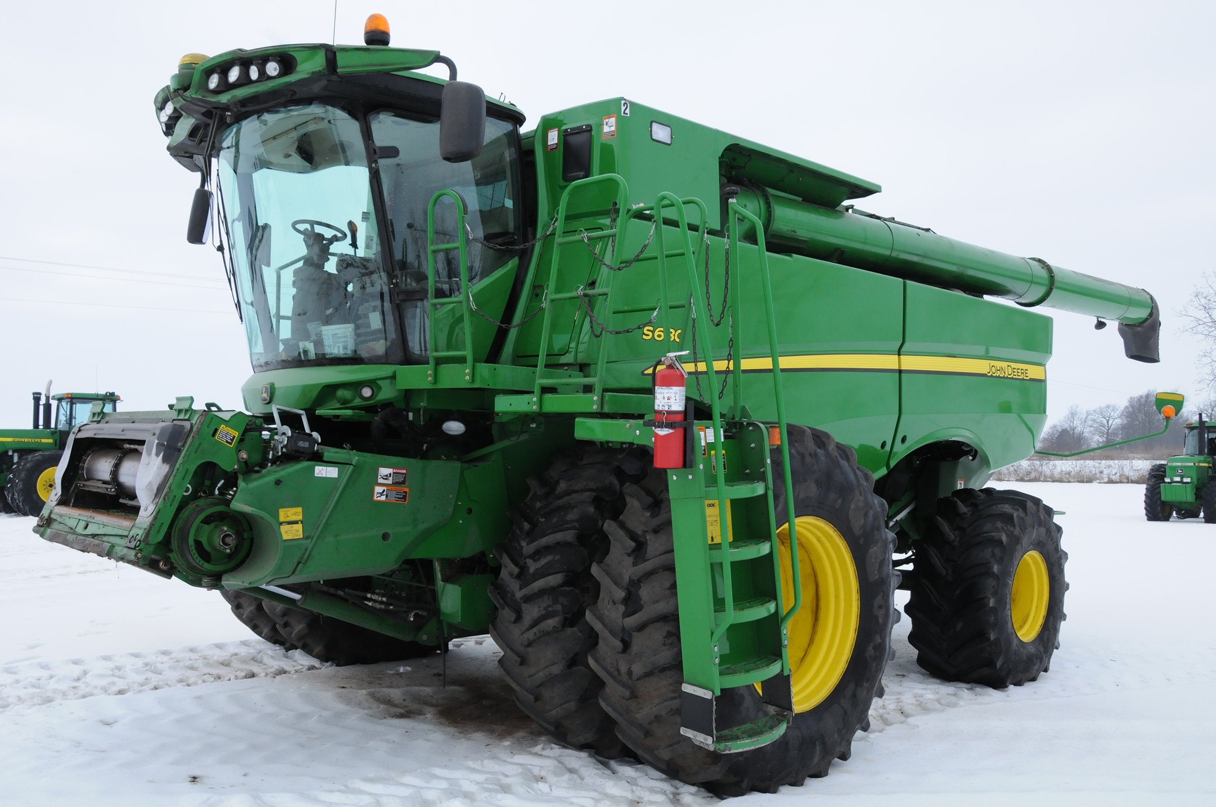Property photo 10 - FARM EQUIPMENT AUCTION IN JASPER COUNTY, INDIANA