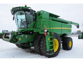 Property photo 10 - FARM EQUIPMENT AUCTION IN JASPER COUNTY, INDIANA