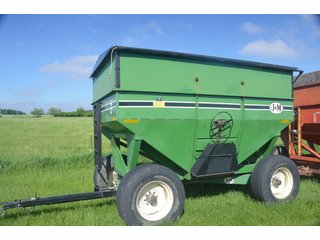 Property photo 17 - FARM EQUIPMENT AUCTION IN DARKE COUNTY, OHIO