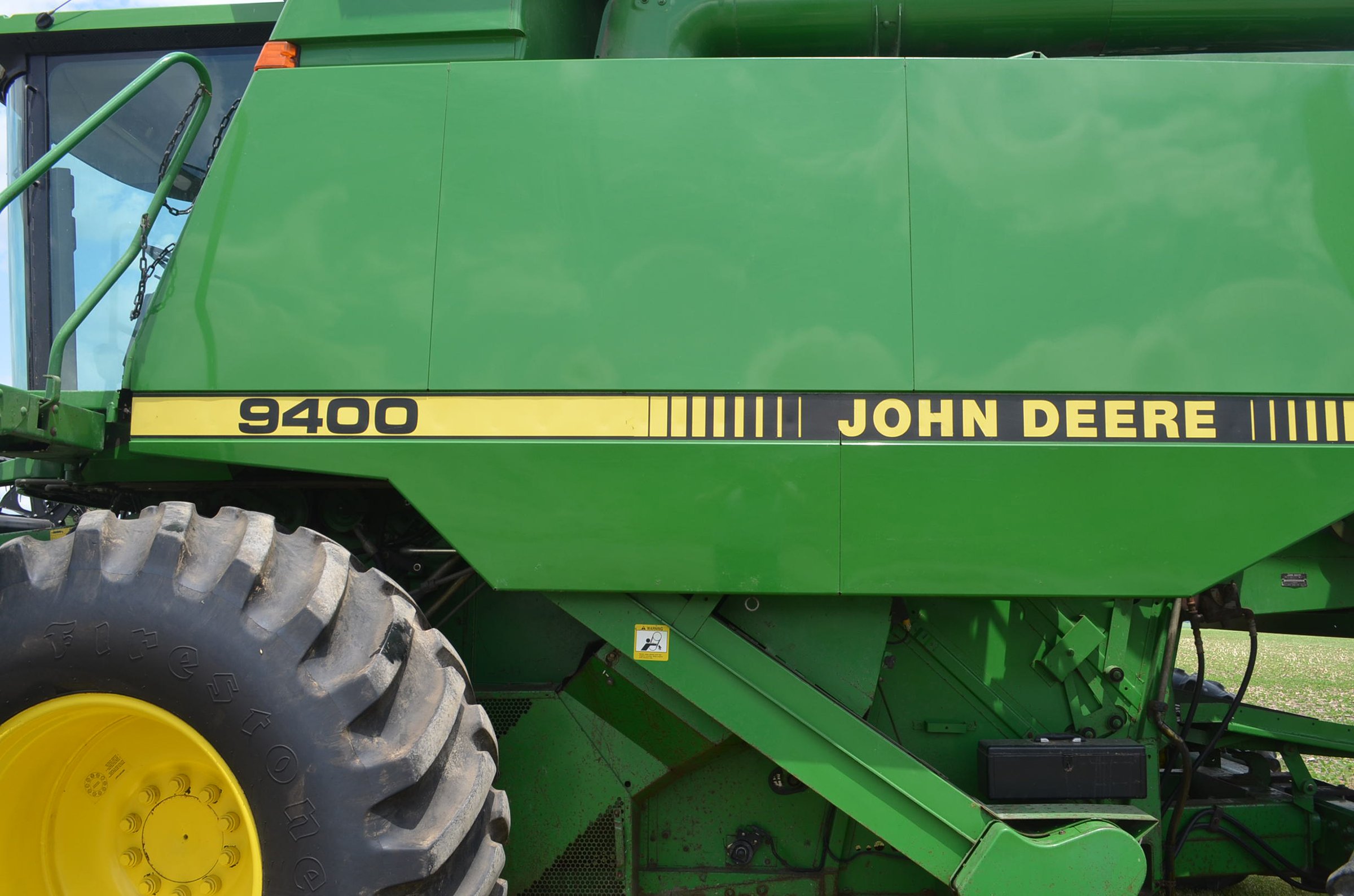 Property photo 12 - FARM MACHINERY AUCTION IN ALLEN COUNTY, INDIANA