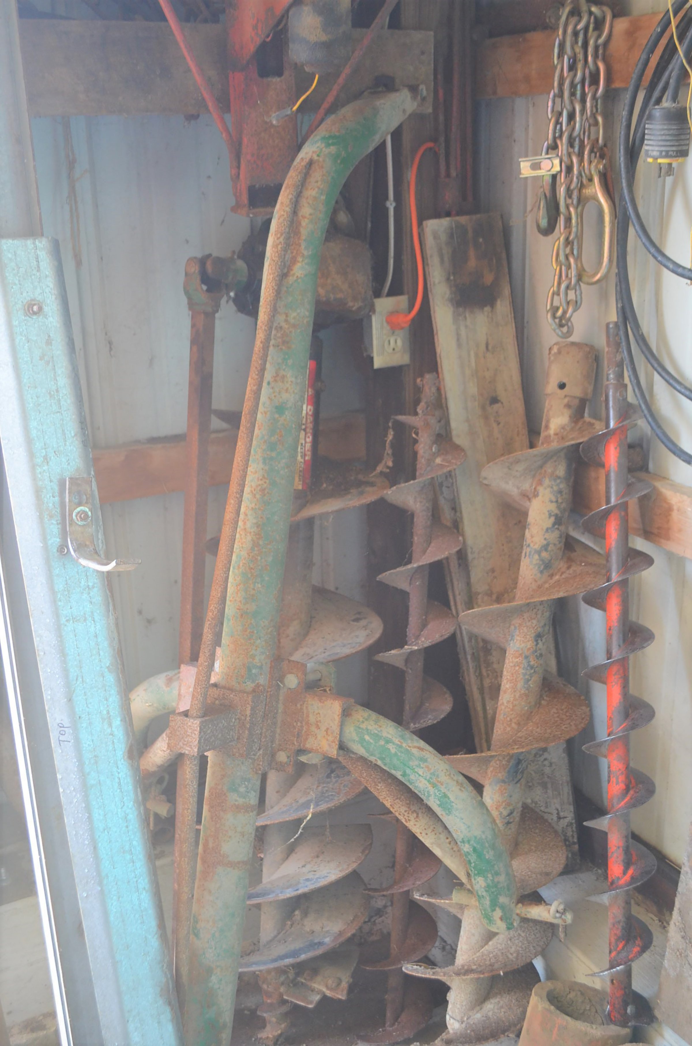 Property photo 98 - FARM MACHINERY AUCTION IN ALLEN COUNTY, INDIANA