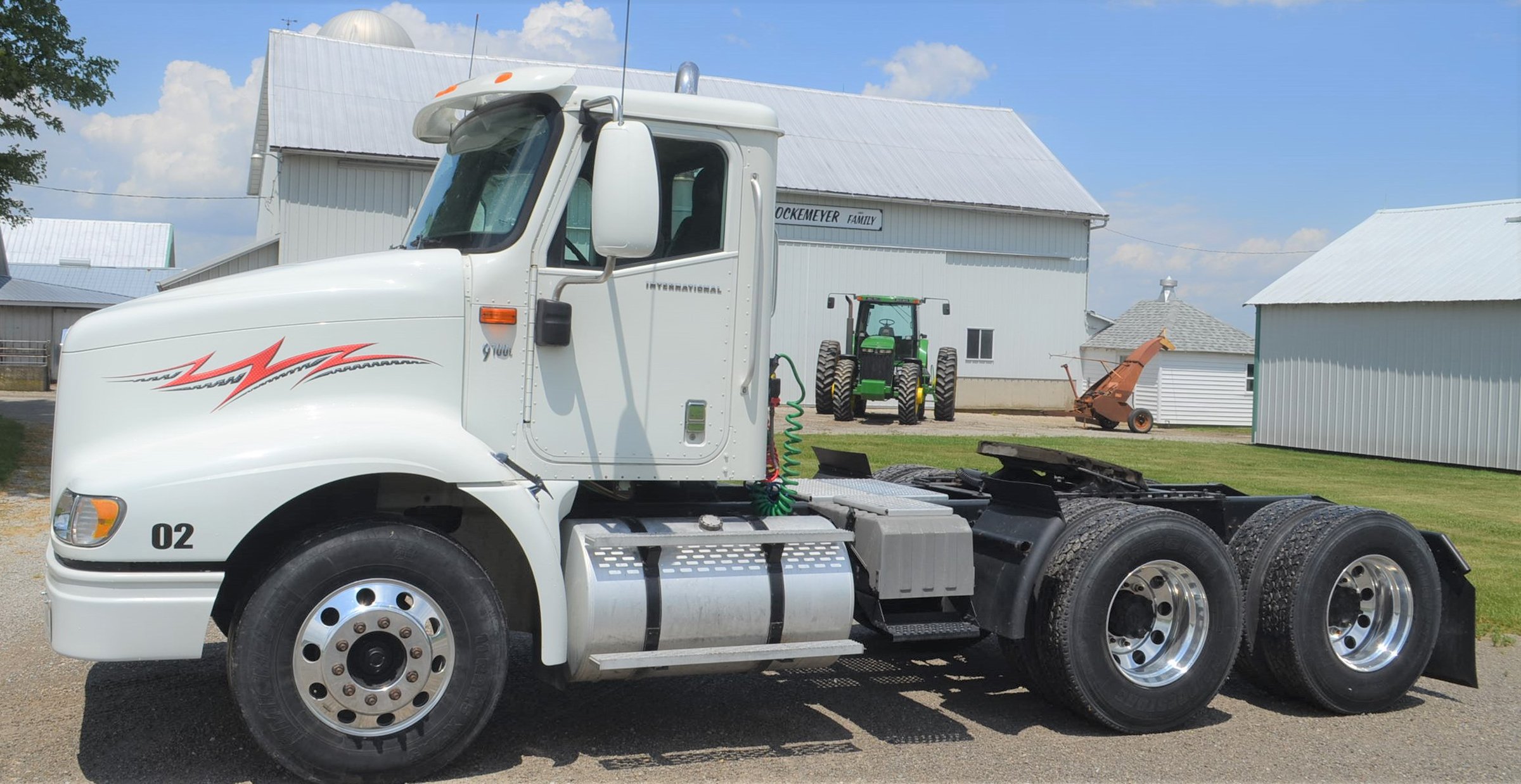 Property photo 105 - FARM MACHINERY AUCTION IN ALLEN COUNTY, INDIANA