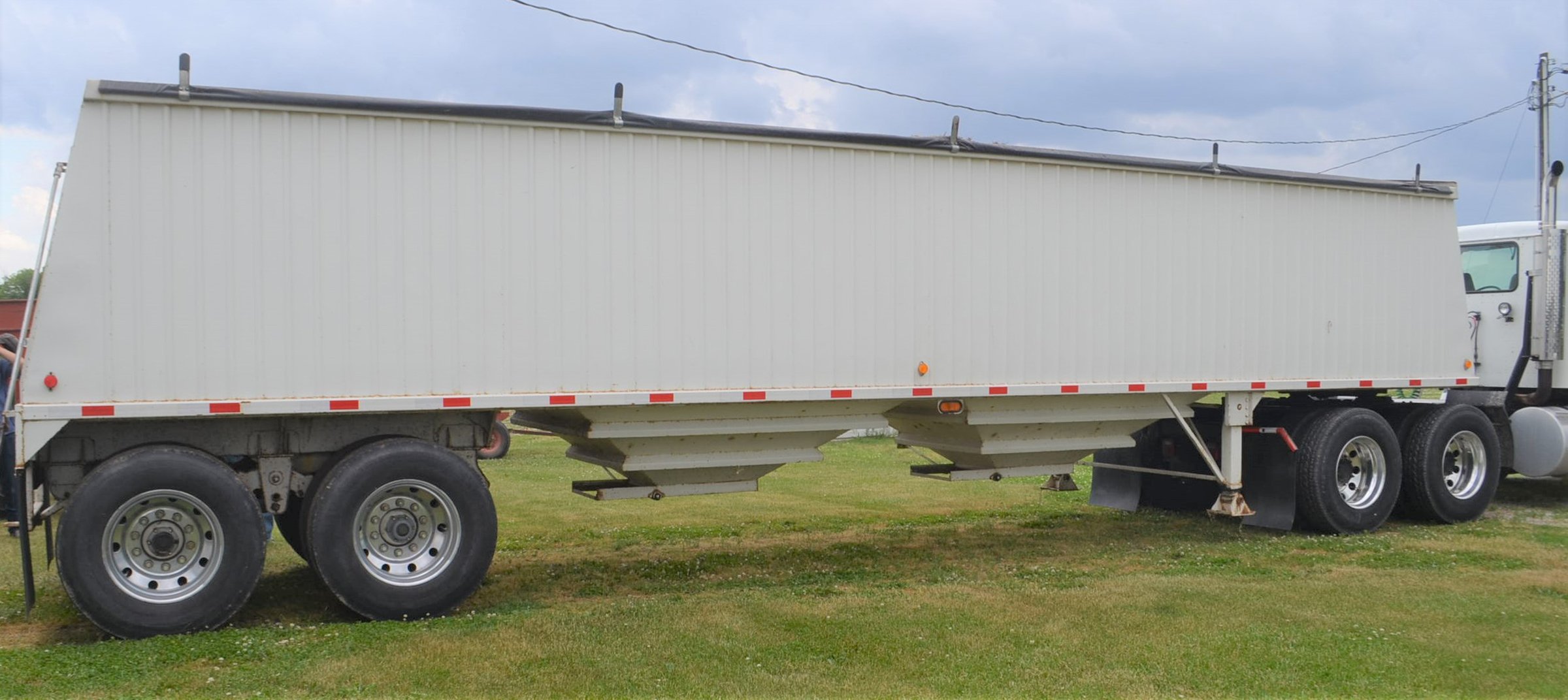 Property photo 123 - FARM MACHINERY AUCTION IN ALLEN COUNTY, INDIANA