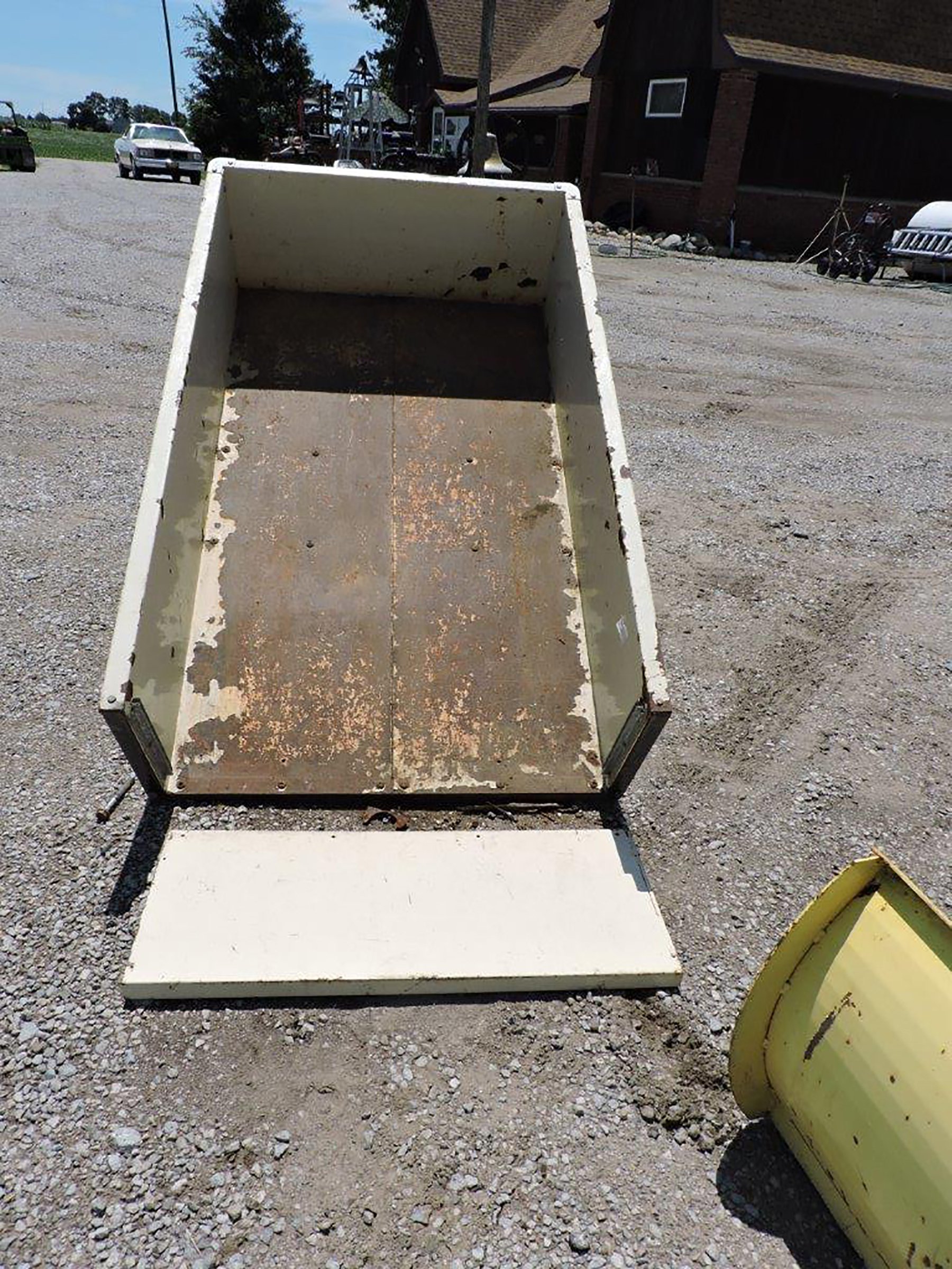 Property photo 18 - ONLINE ONLY FARM EQUIPMENT AUCTION