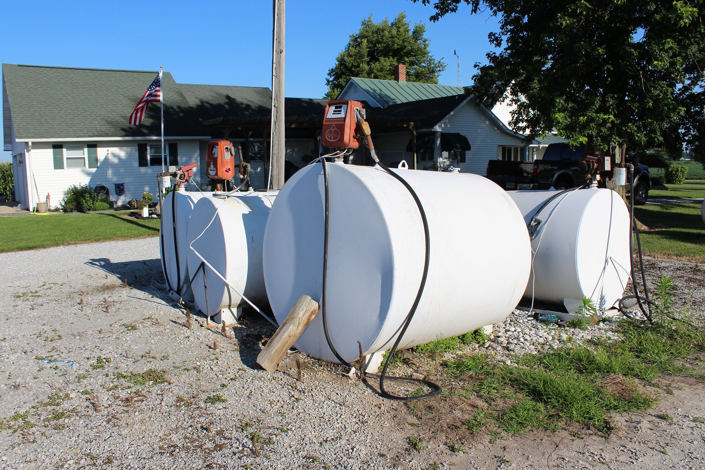 Property photo 23 - FARM EQUIPMEMT AUCTION IN MADISON COUNTY, INDIANA