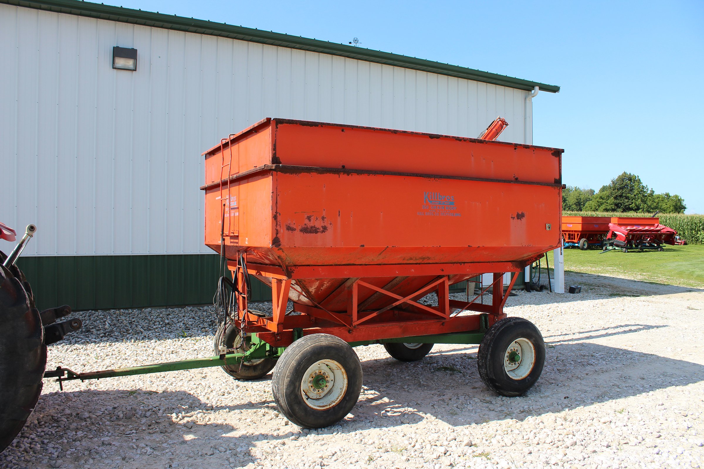 Property photo 10 - FARM EQUIPMEMT AUCTION IN MADISON COUNTY, INDIANA