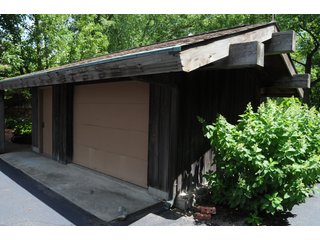 TRACT 4 - REAL ESTATE AUCTION - 2 PRESTIGUOUS HOMES - 66+/- ACRES IN 5 TRACTS IN NOBLE COUNTY, INDIANA