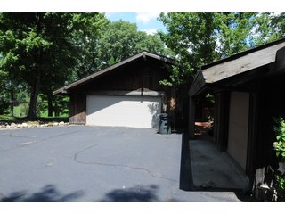 TRACT 4 - REAL ESTATE AUCTION - 2 PRESTIGUOUS HOMES - 66+/- ACRES IN 5 TRACTS IN NOBLE COUNTY, INDIANA