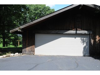 TRACT 4 - REAL ESTATE AUCTION - 2 PRESTIGUOUS HOMES - 66+/- ACRES IN 5 TRACTS IN NOBLE COUNTY, INDIANA