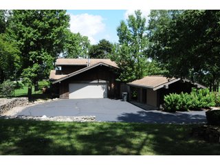 TRACT 4 - REAL ESTATE AUCTION - 2 PRESTIGUOUS HOMES - 66+/- ACRES IN 5 TRACTS IN NOBLE COUNTY, INDIANA
