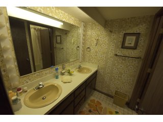 TRACT 4 - REAL ESTATE AUCTION - 2 PRESTIGUOUS HOMES - 66+/- ACRES IN 5 TRACTS IN NOBLE COUNTY, INDIANA