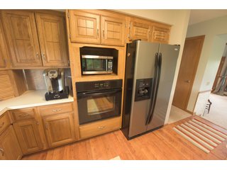 TRACT 2 - REAL ESTATE AUCTION - 2 PRESTIGUOUS HOMES - 66+/- ACRES IN 5 TRACTS IN NOBLE COUNTY, INDIANA