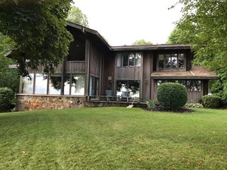 TRACT 4 - REAL ESTATE AUCTION - 2 PRESTIGUOUS HOMES - 66+/- ACRES IN 5 TRACTS IN NOBLE COUNTY, INDIANA