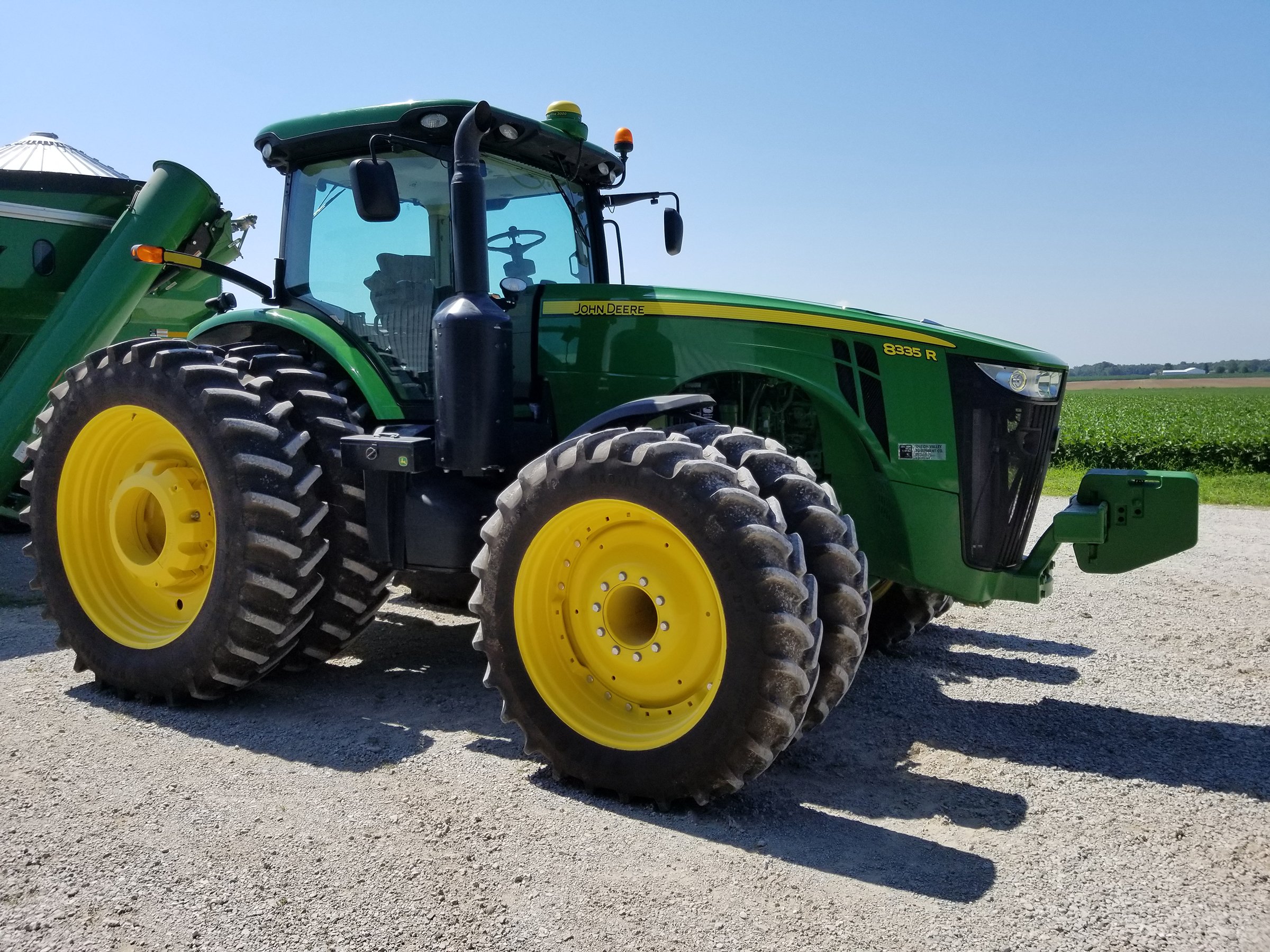 Property photo 7 - ABSOLUTE FARM EQUIPMENT AUCTION IN BOND COUNTY, ILLINOIS