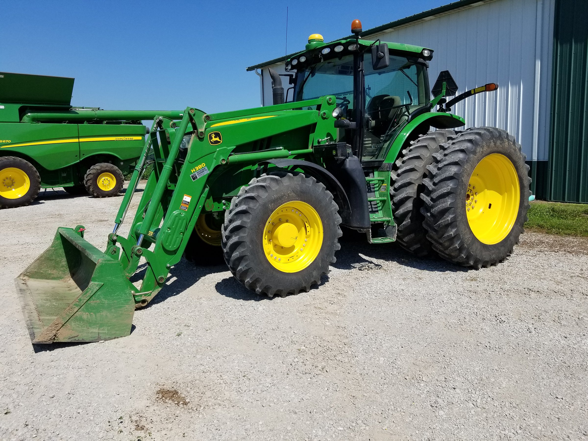 Property photo 9 - ABSOLUTE FARM EQUIPMENT AUCTION IN BOND COUNTY, ILLINOIS