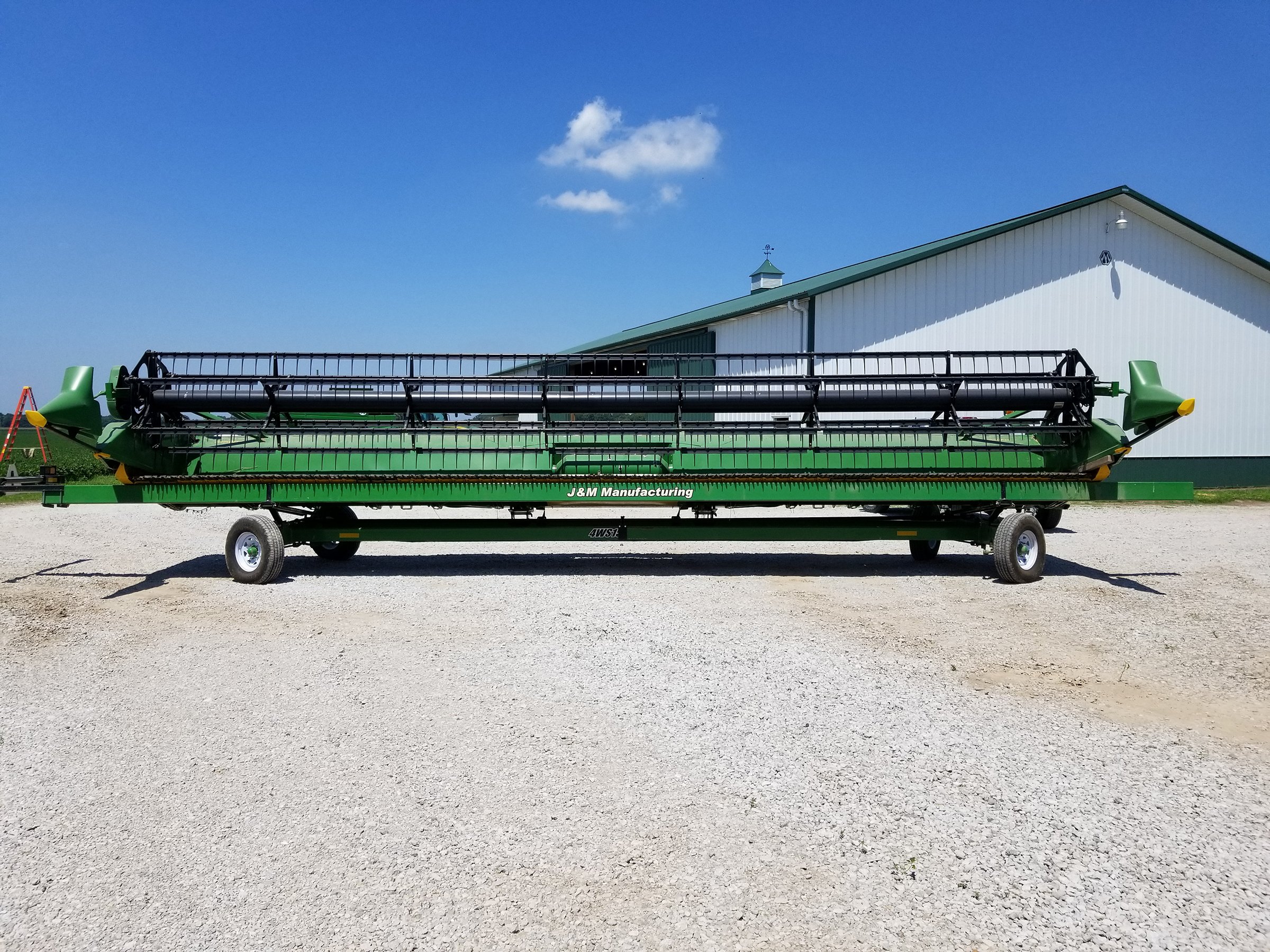 Property photo 17 - ABSOLUTE FARM EQUIPMENT AUCTION IN BOND COUNTY, ILLINOIS