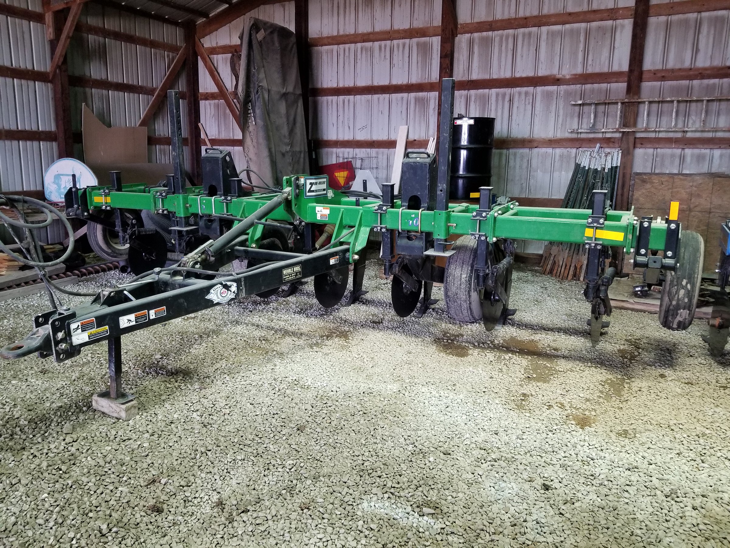 Property photo 24 - ABSOLUTE FARM EQUIPMENT AUCTION IN BOND COUNTY, ILLINOIS