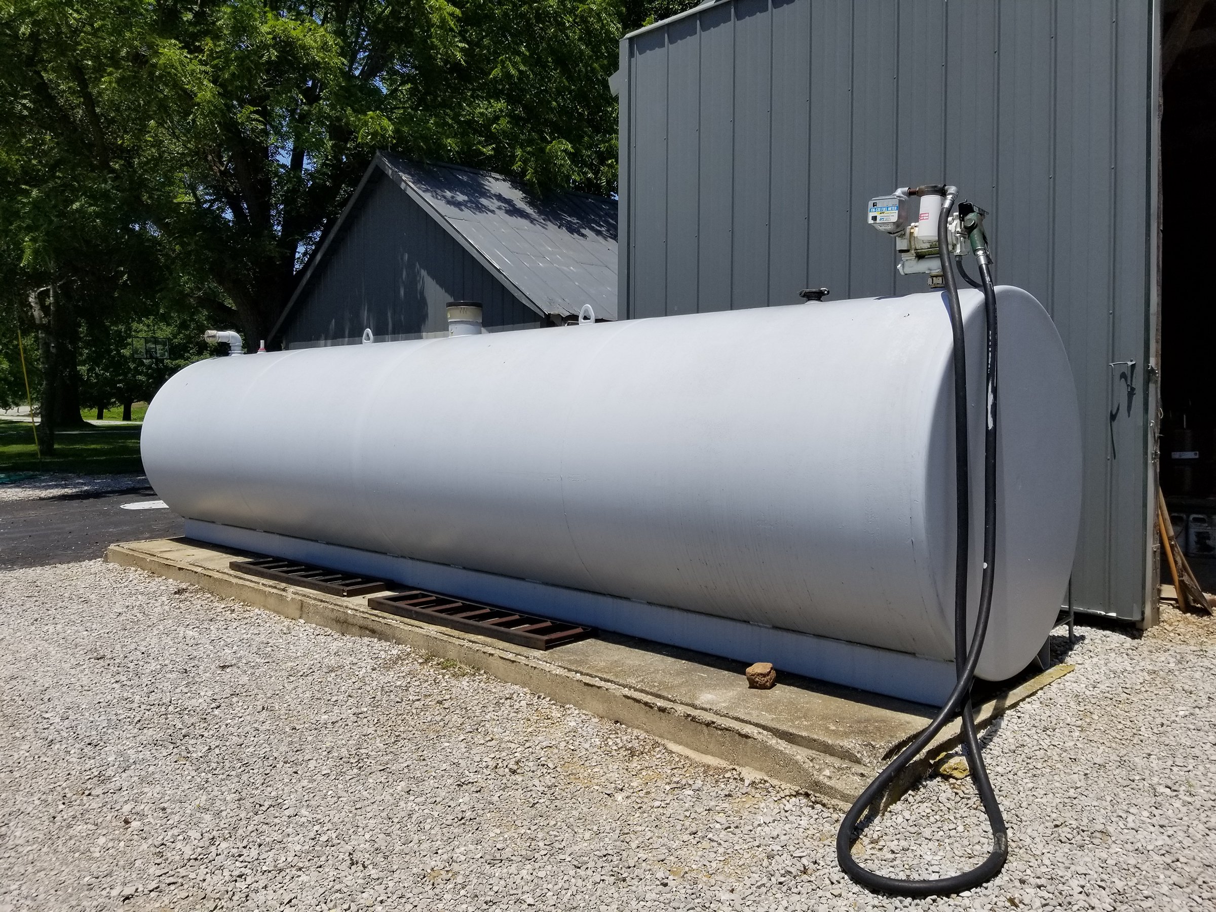 Property photo 46 - ABSOLUTE FARM EQUIPMENT AUCTION IN BOND COUNTY, ILLINOIS