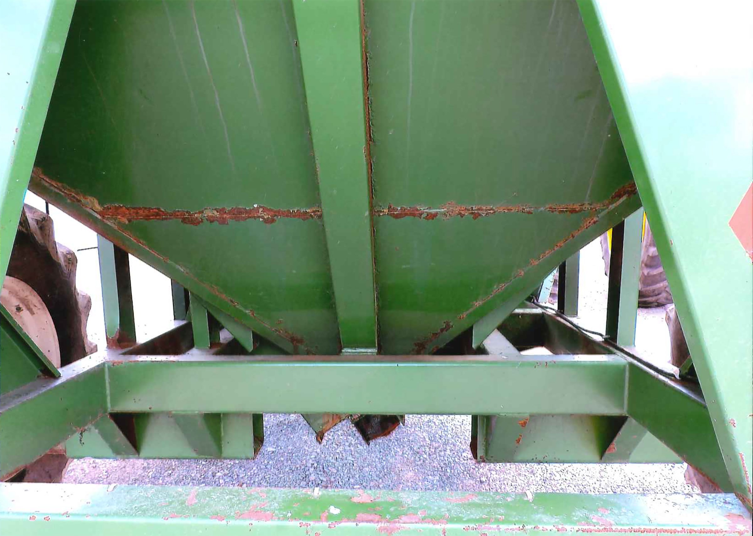 Property photo 7 - ONLINE ONLY FARM EQUIPMENT AUCTION