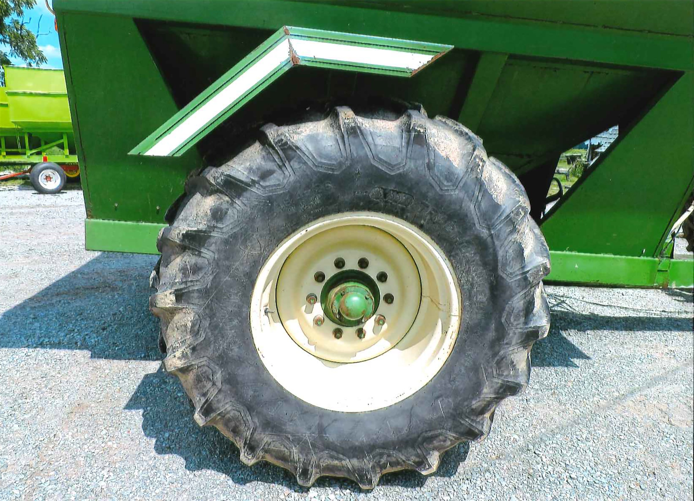 Property photo 9 - ONLINE ONLY FARM EQUIPMENT AUCTION
