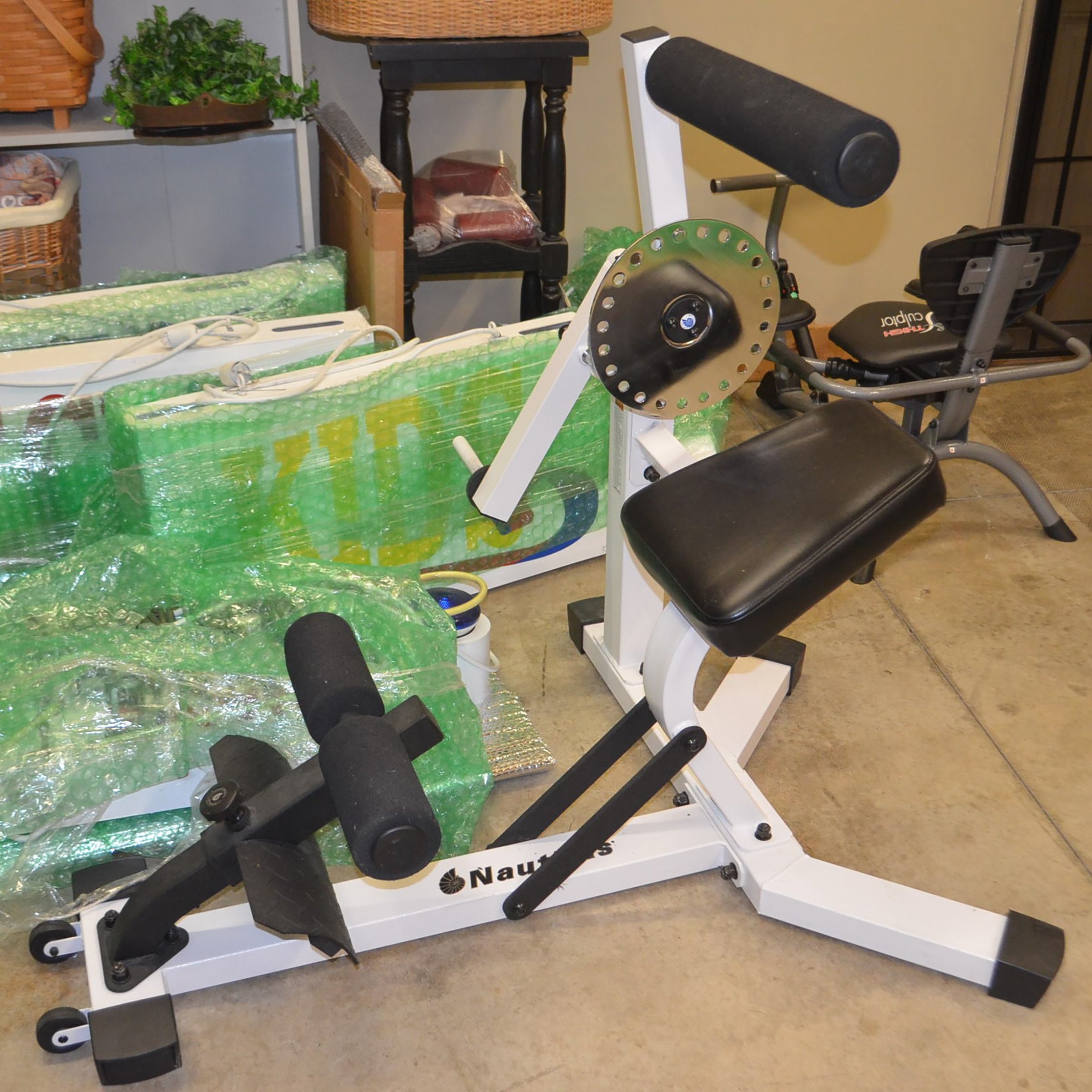 Property photo 100 - PERSONAL PROPERTY AUCTION IN ALLEN COUNTY, INDIANA