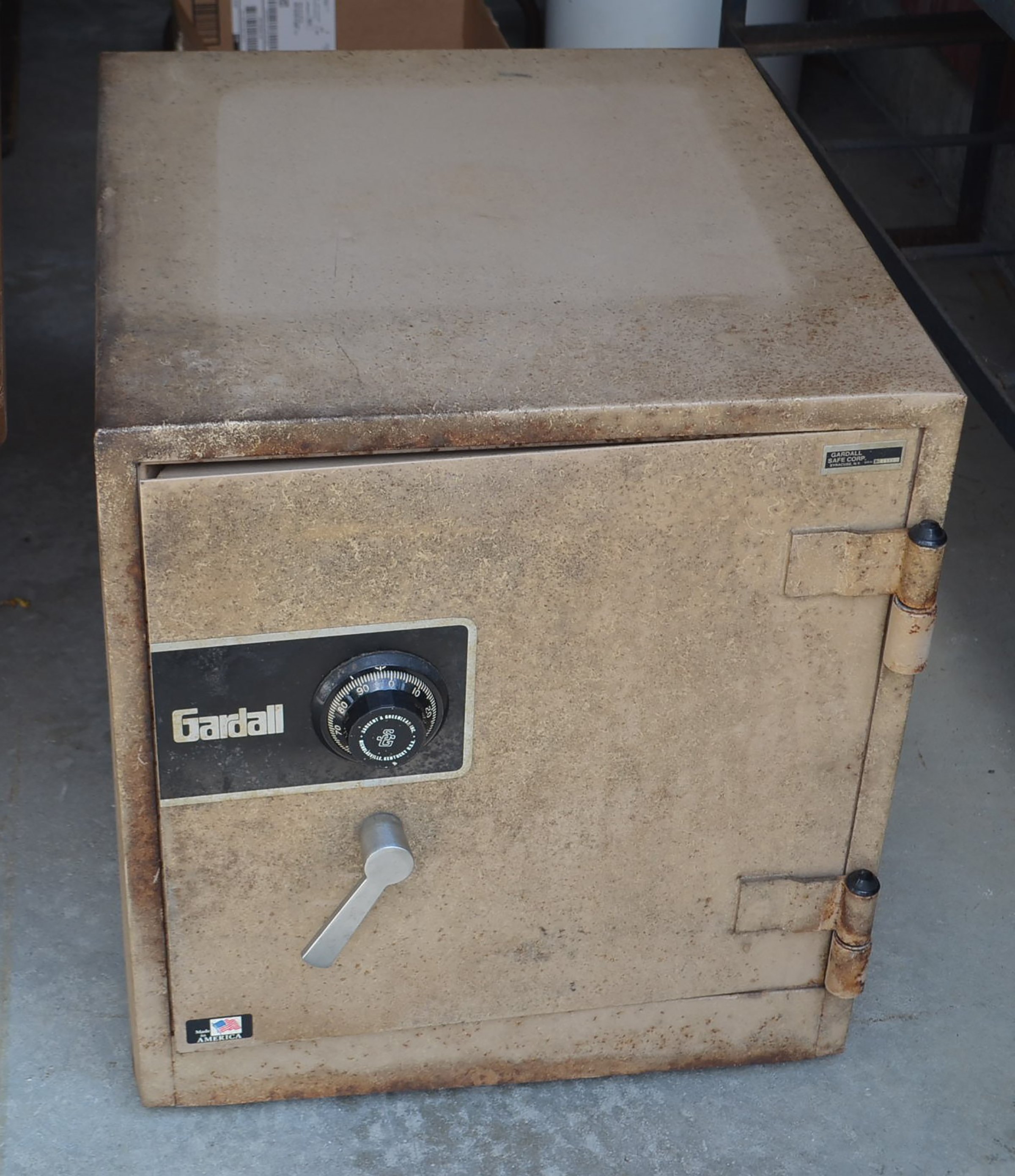 Property photo 132 - PERSONAL PROPERTY AUCTION IN ALLEN COUNTY, INDIANA