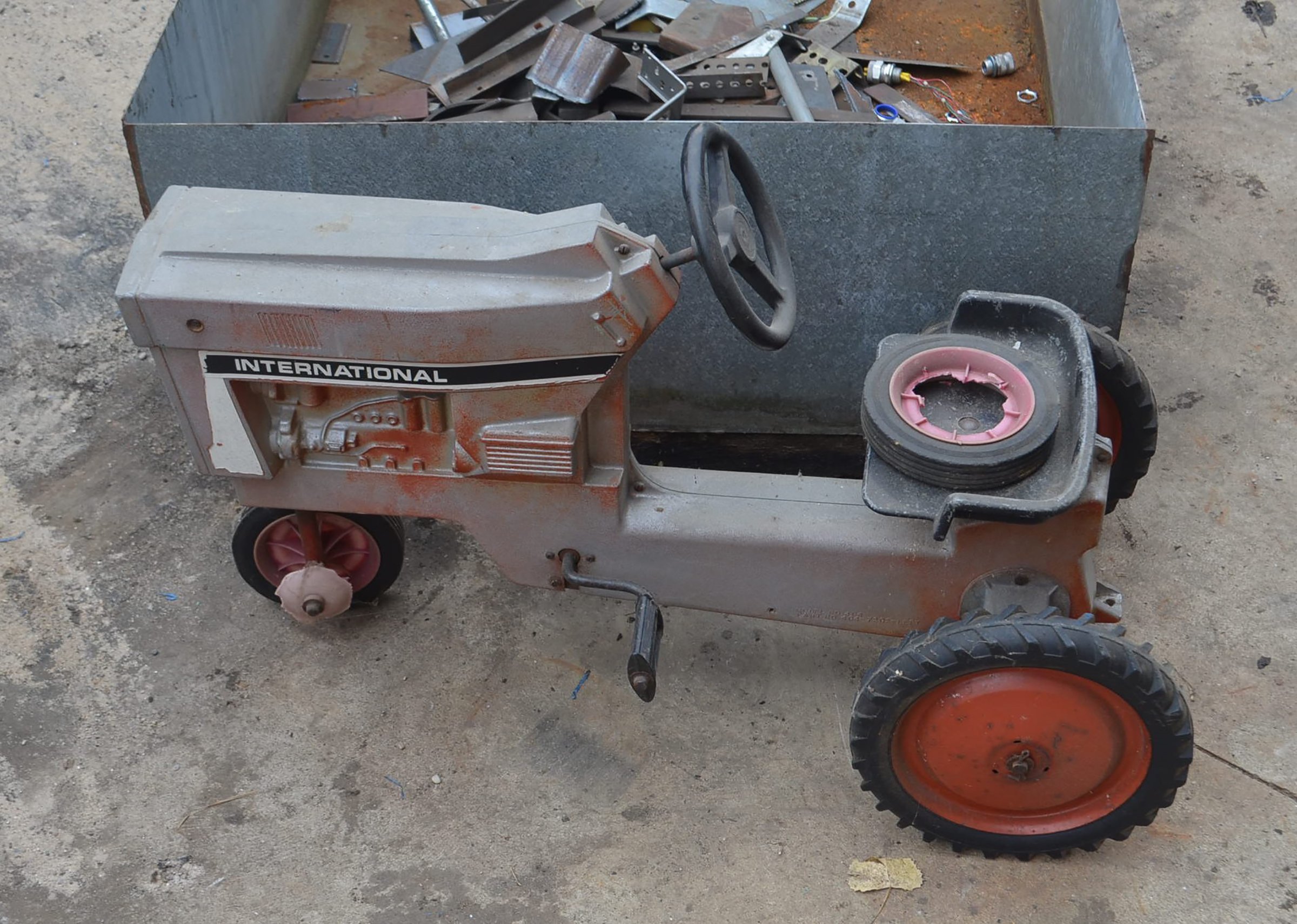 Property photo 139 - PERSONAL PROPERTY AUCTION IN ALLEN COUNTY, INDIANA