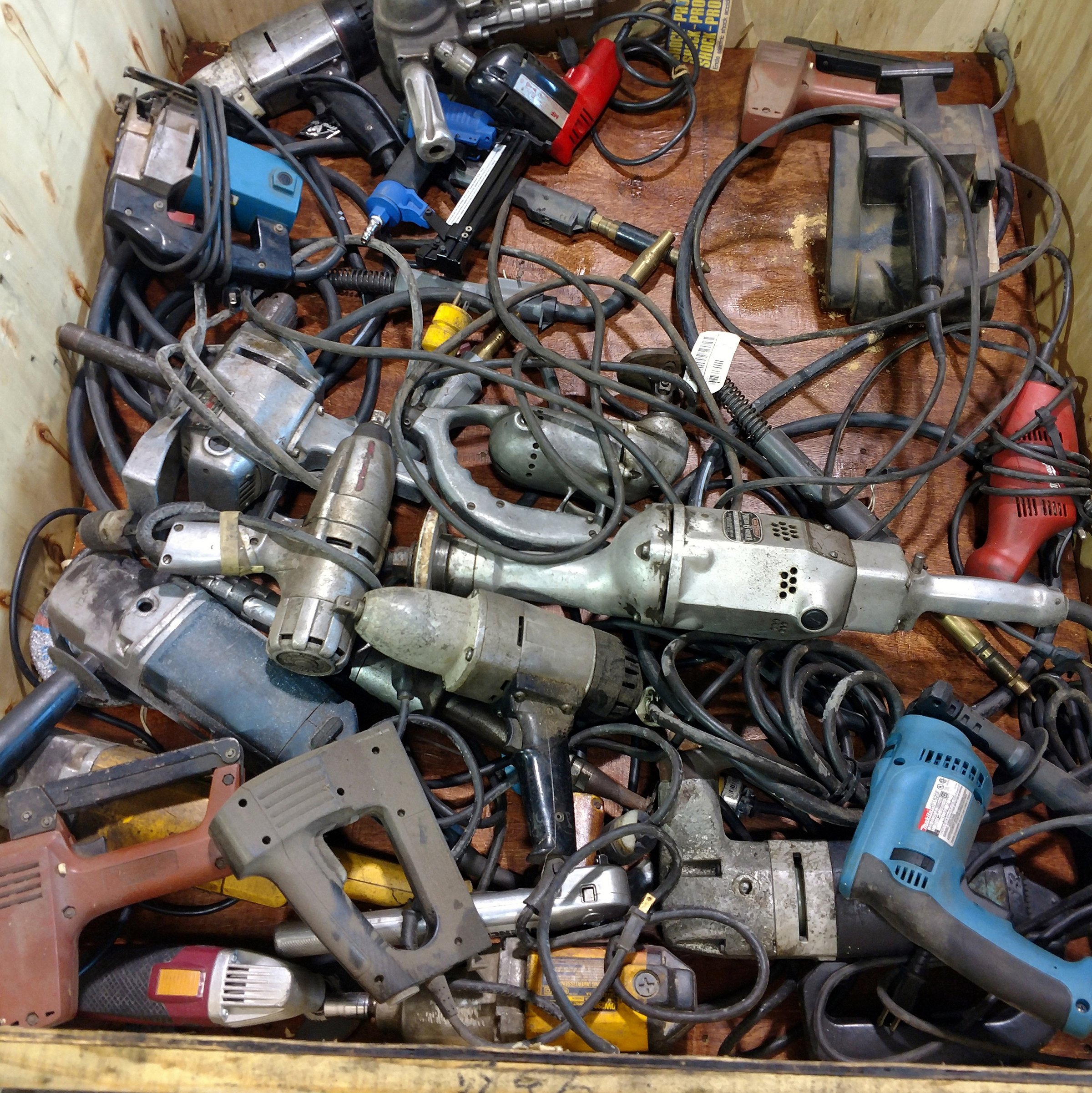 Property photo 159 - PERSONAL PROPERTY AUCTION IN ALLEN COUNTY, INDIANA