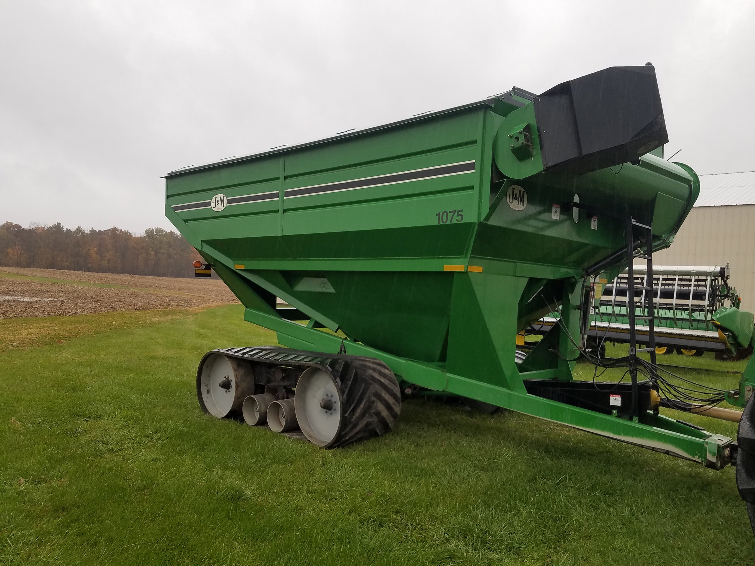 Property photo 24 - FARM EQUIPMENT RETIREMENT AUCTION IN JAY COUNTY, INDIANA