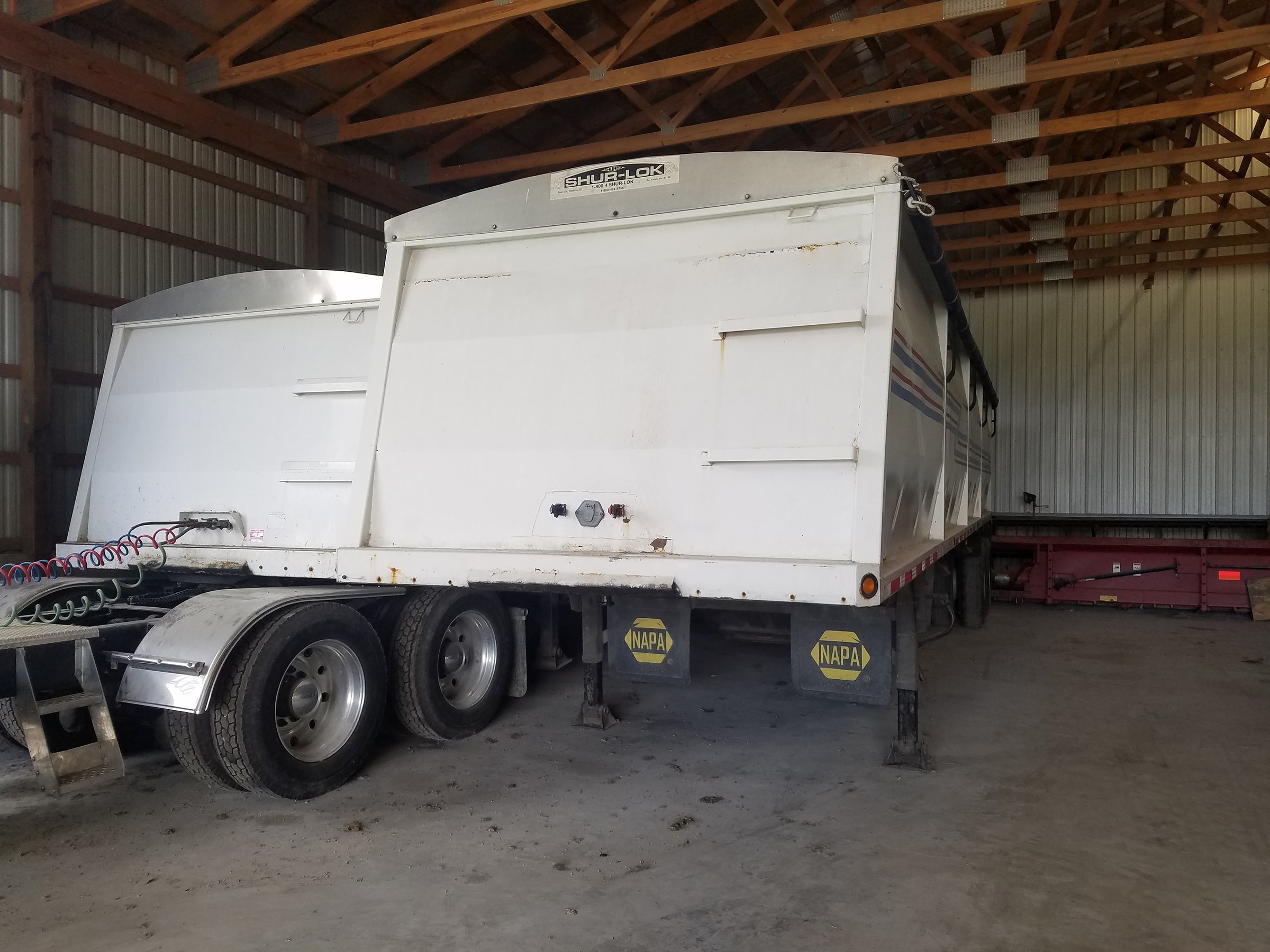 Property photo 13 - FARM EQUIPMENT RETIREMENT AUCTION IN WABASH COUNTY, INDIANA