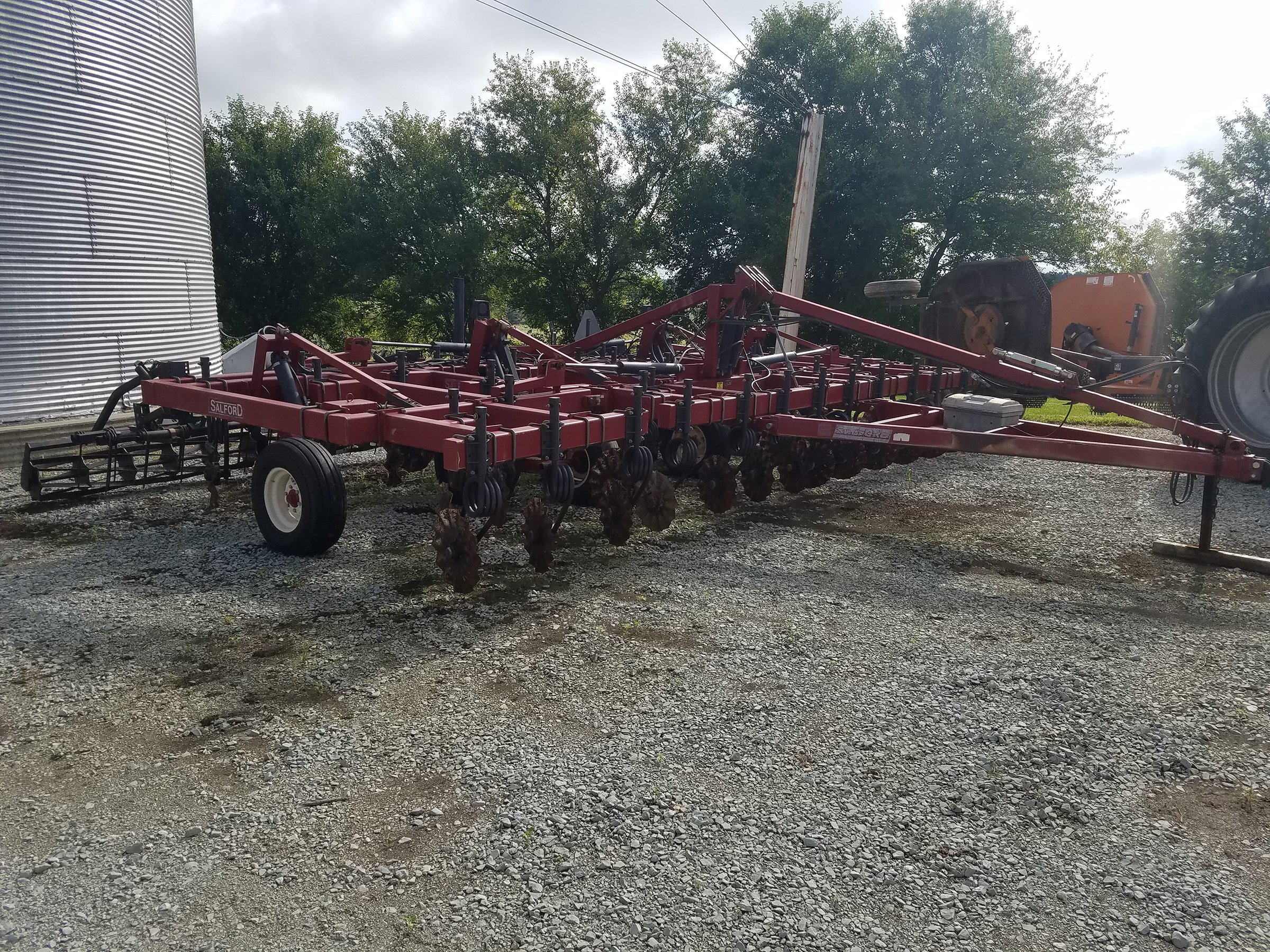 Property photo 19 - FARM EQUIPMENT RETIREMENT AUCTION IN WABASH COUNTY, INDIANA