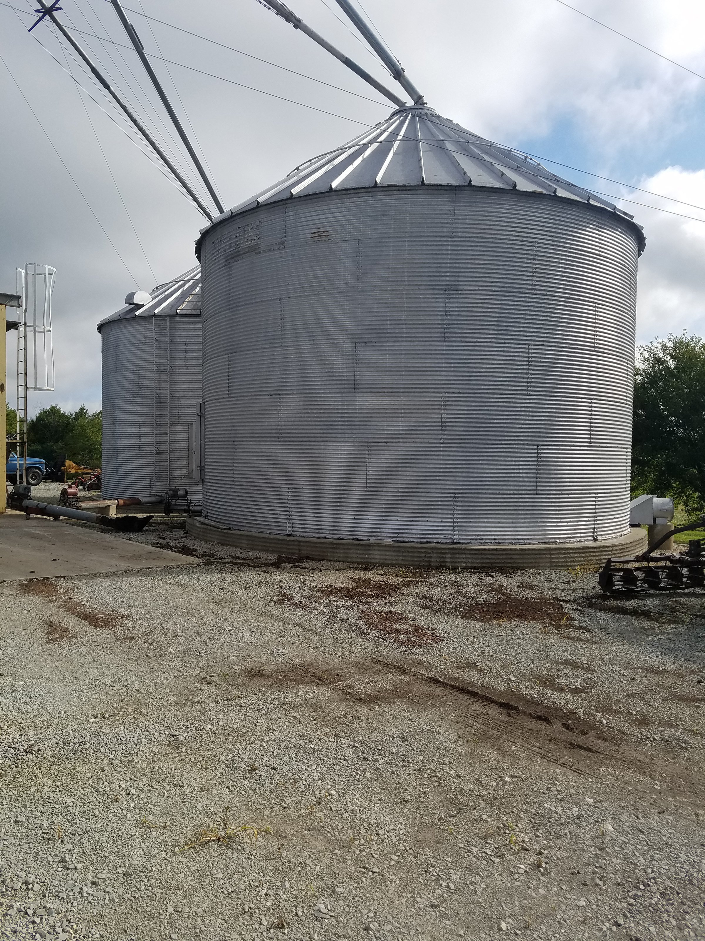 Property photo 21 - FARM EQUIPMENT RETIREMENT AUCTION IN WABASH COUNTY, INDIANA