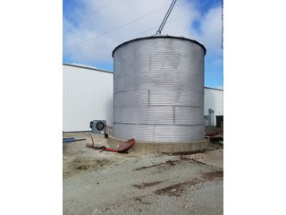 Property photo 22 - FARM EQUIPMENT RETIREMENT AUCTION IN WABASH COUNTY, INDIANA