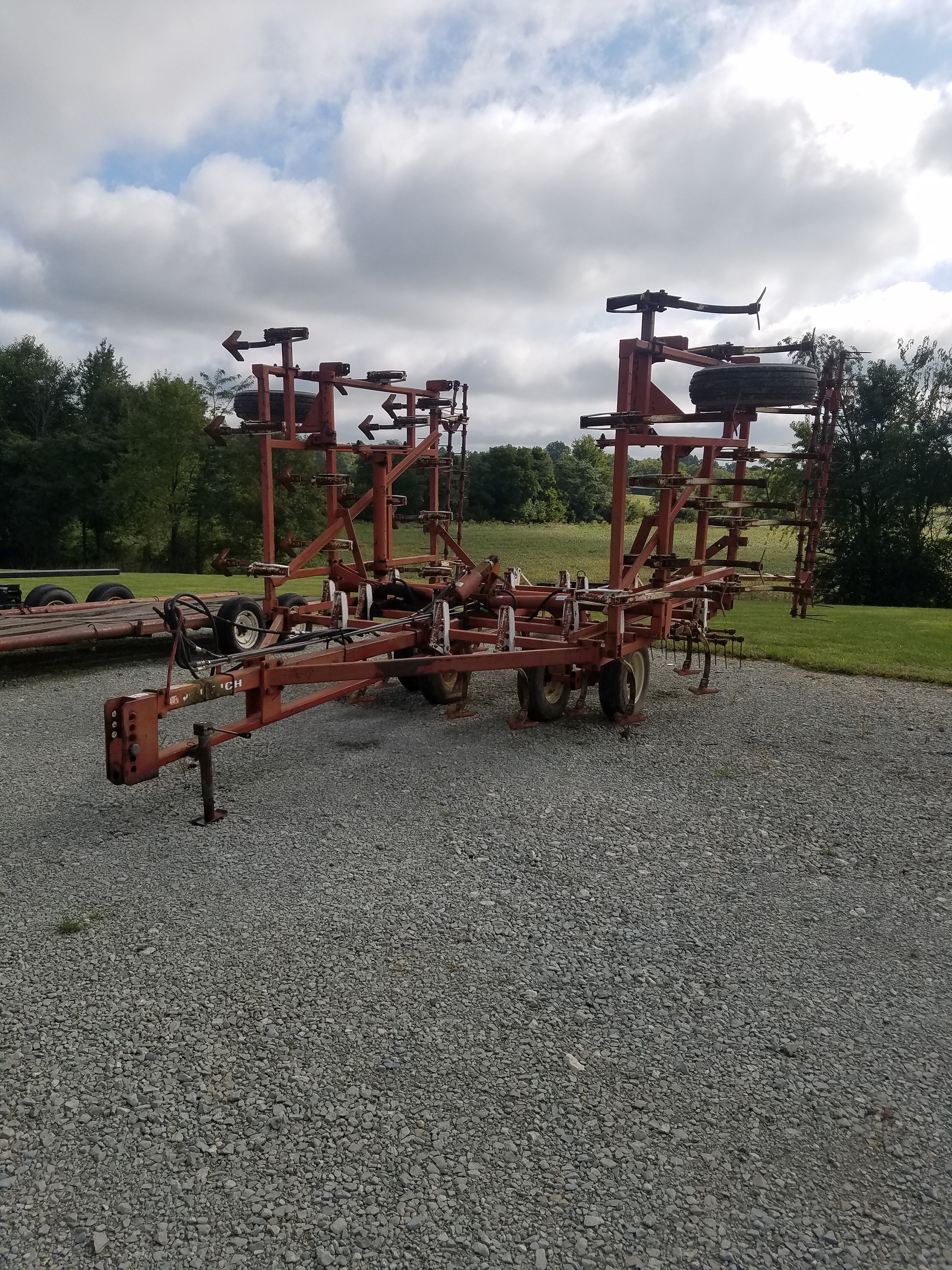 Property photo 29 - FARM EQUIPMENT RETIREMENT AUCTION IN WABASH COUNTY, INDIANA