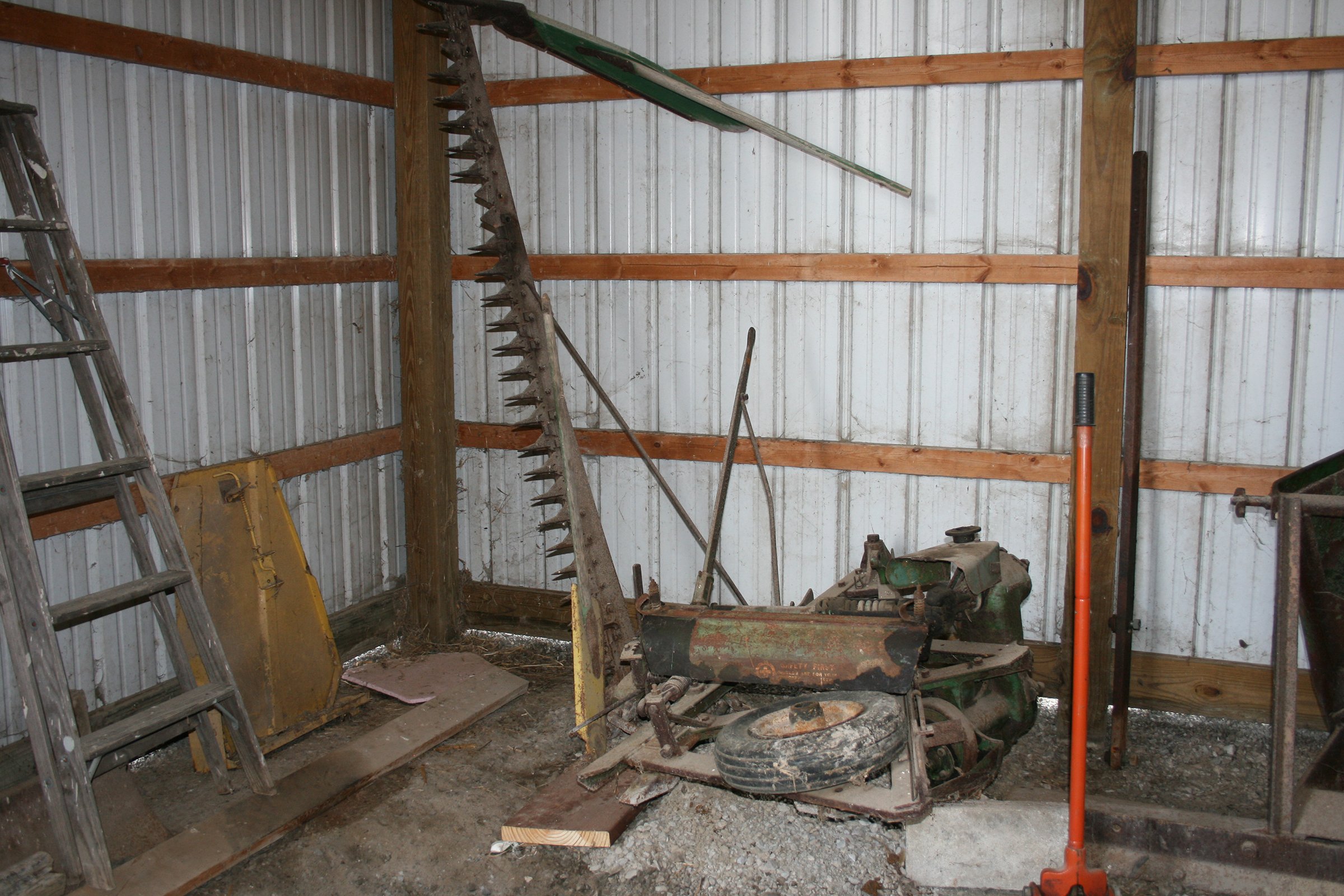 Property photo 11 - FARM EQUIPMENT AUCTION IN ADAMS COUNTY, INDIANA