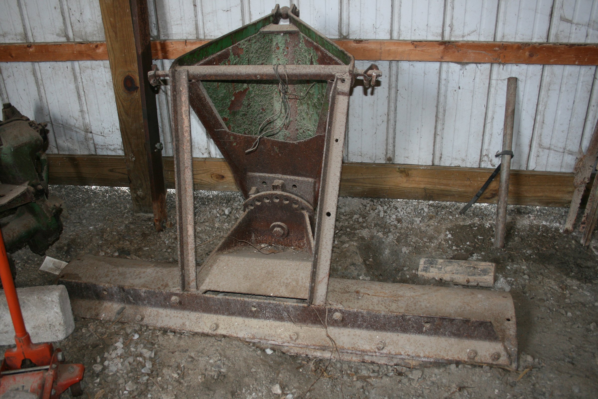 Property photo 50 - FARM EQUIPMENT AUCTION IN ADAMS COUNTY, INDIANA
