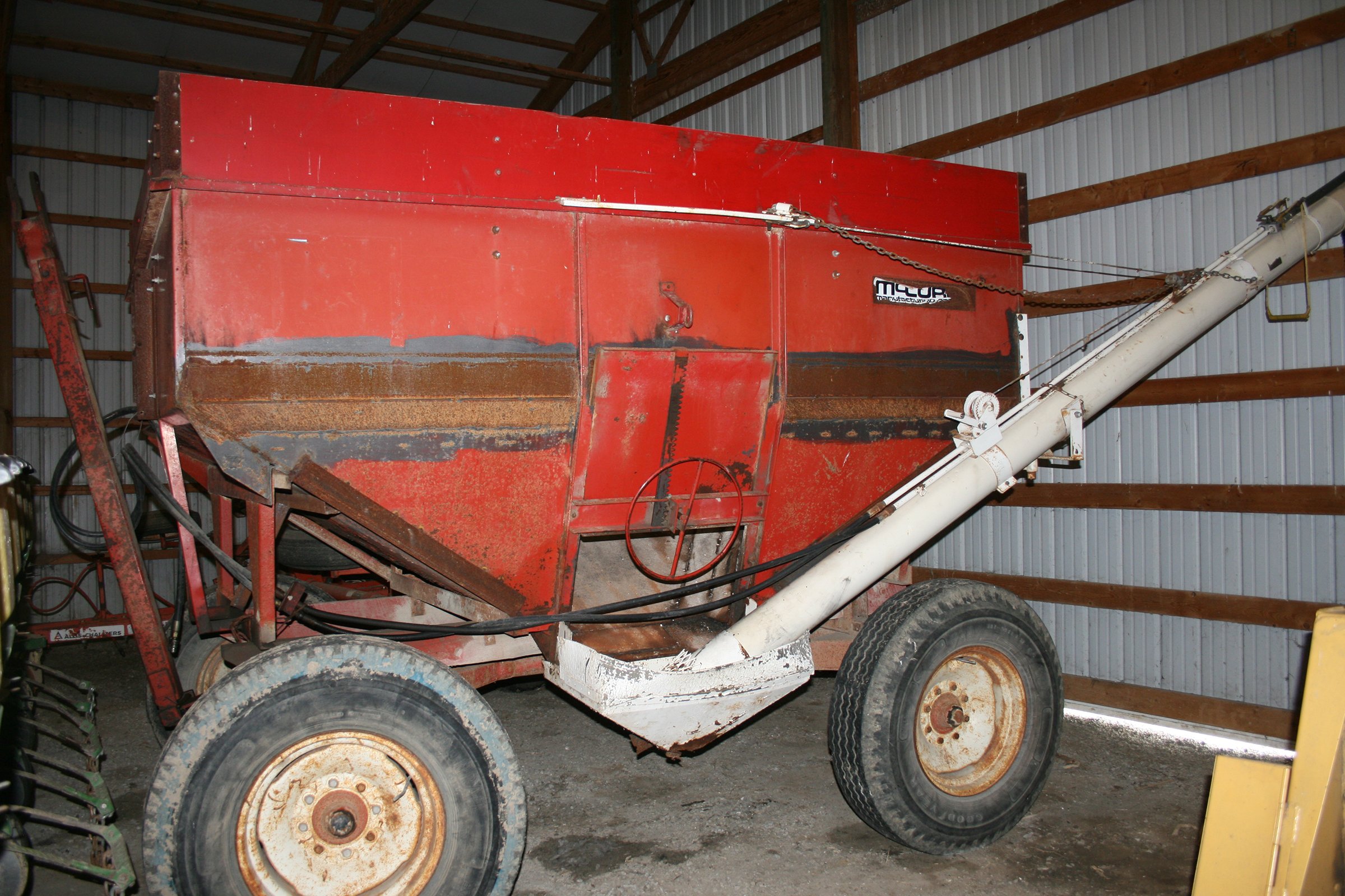 Property photo 46 - FARM EQUIPMENT AUCTION IN ADAMS COUNTY, INDIANA
